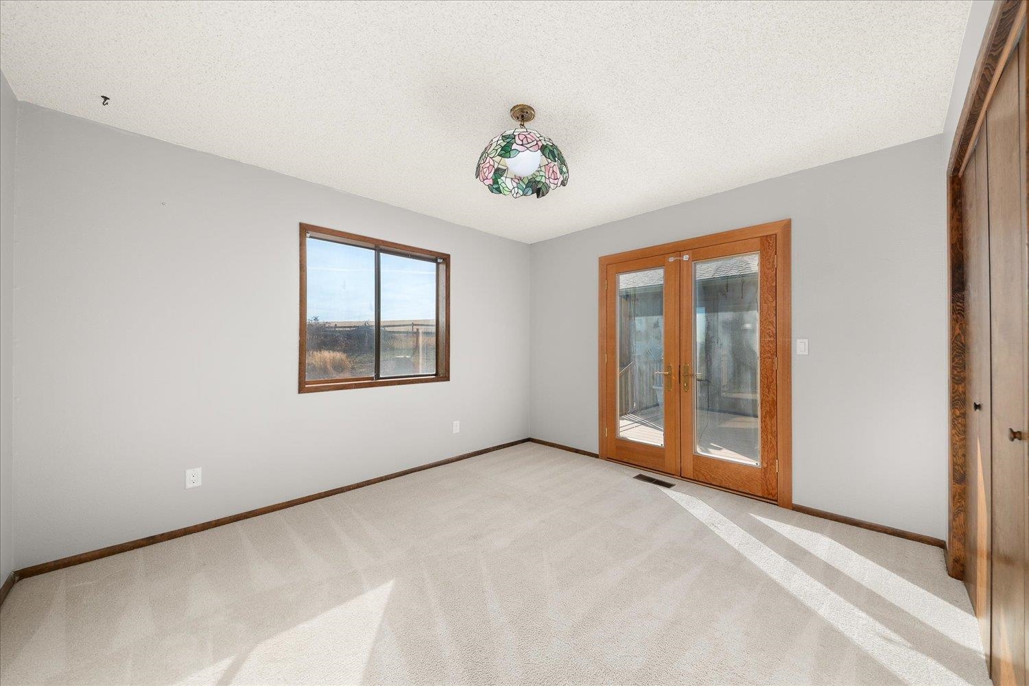 1112 E Jennings Rd - Photo 41