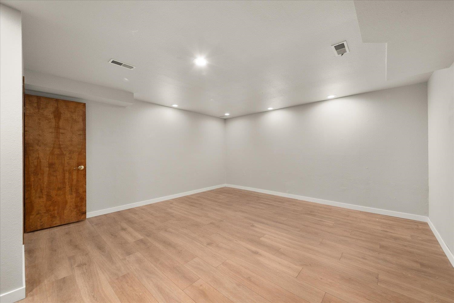 1112 E Jennings Rd - Photo 43