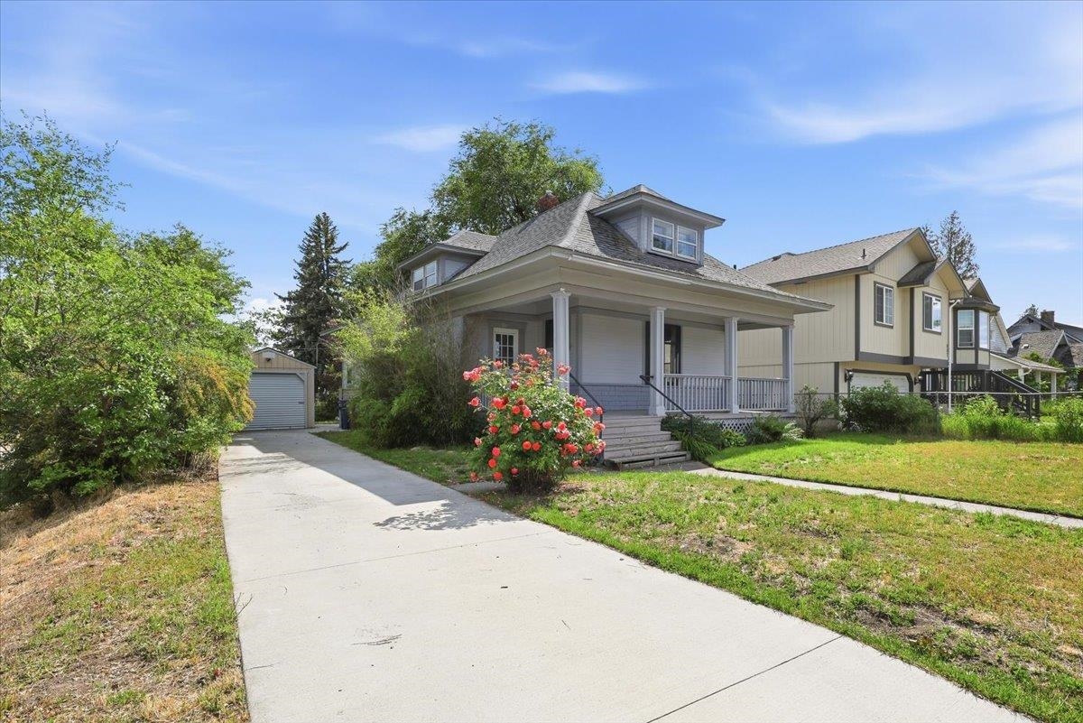 801 W Kiernan Ave - Photo 2