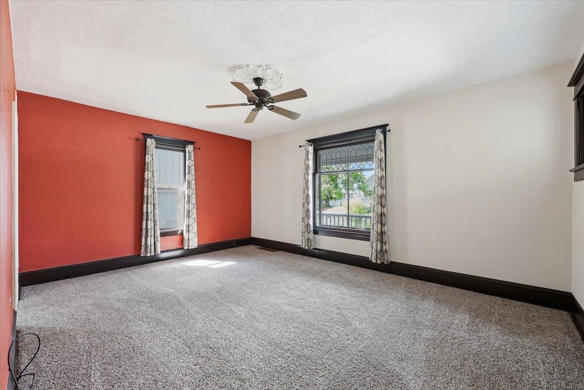 801 W Kiernan Ave - Photo 5