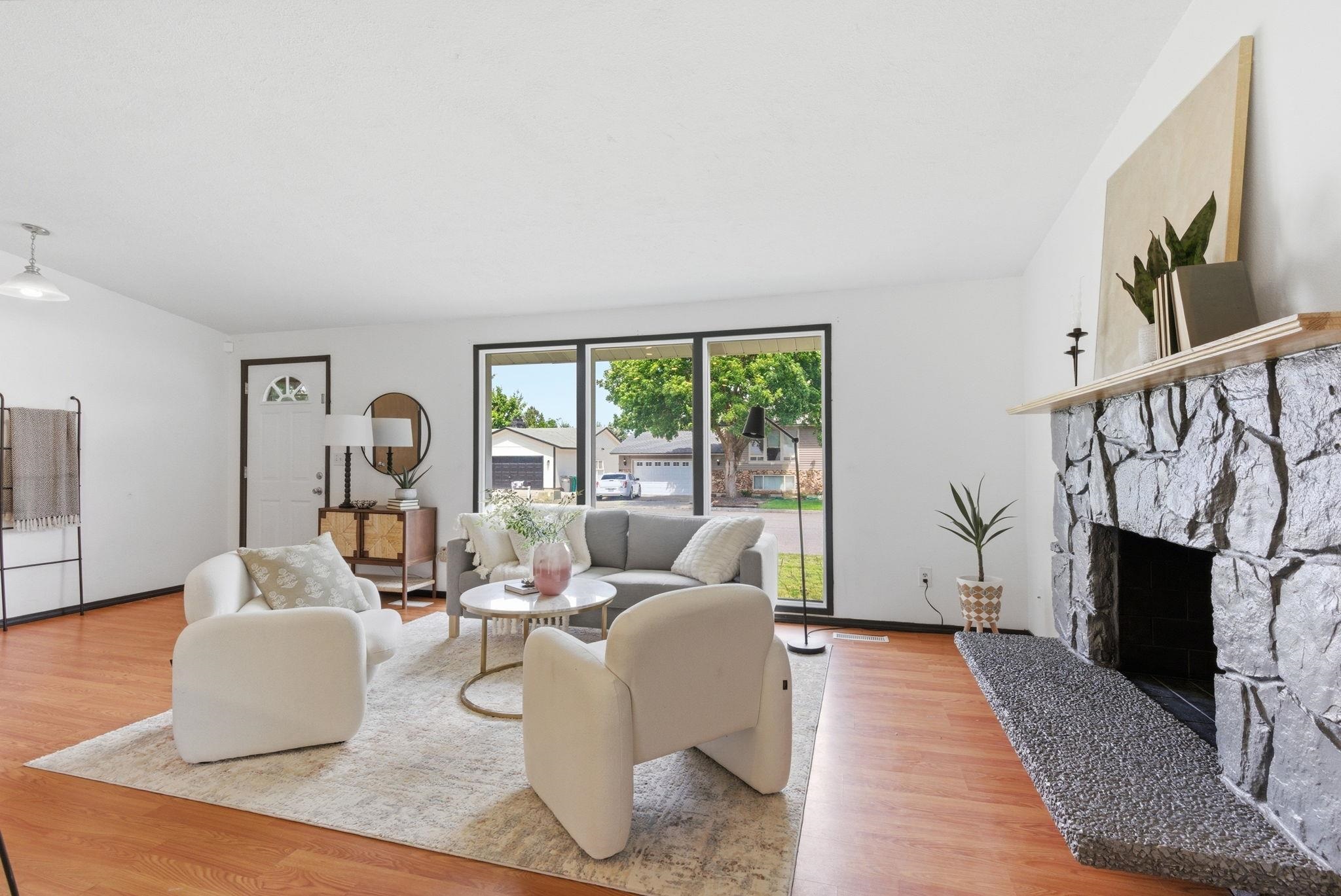 14406 E 7th Ave - Photo 10