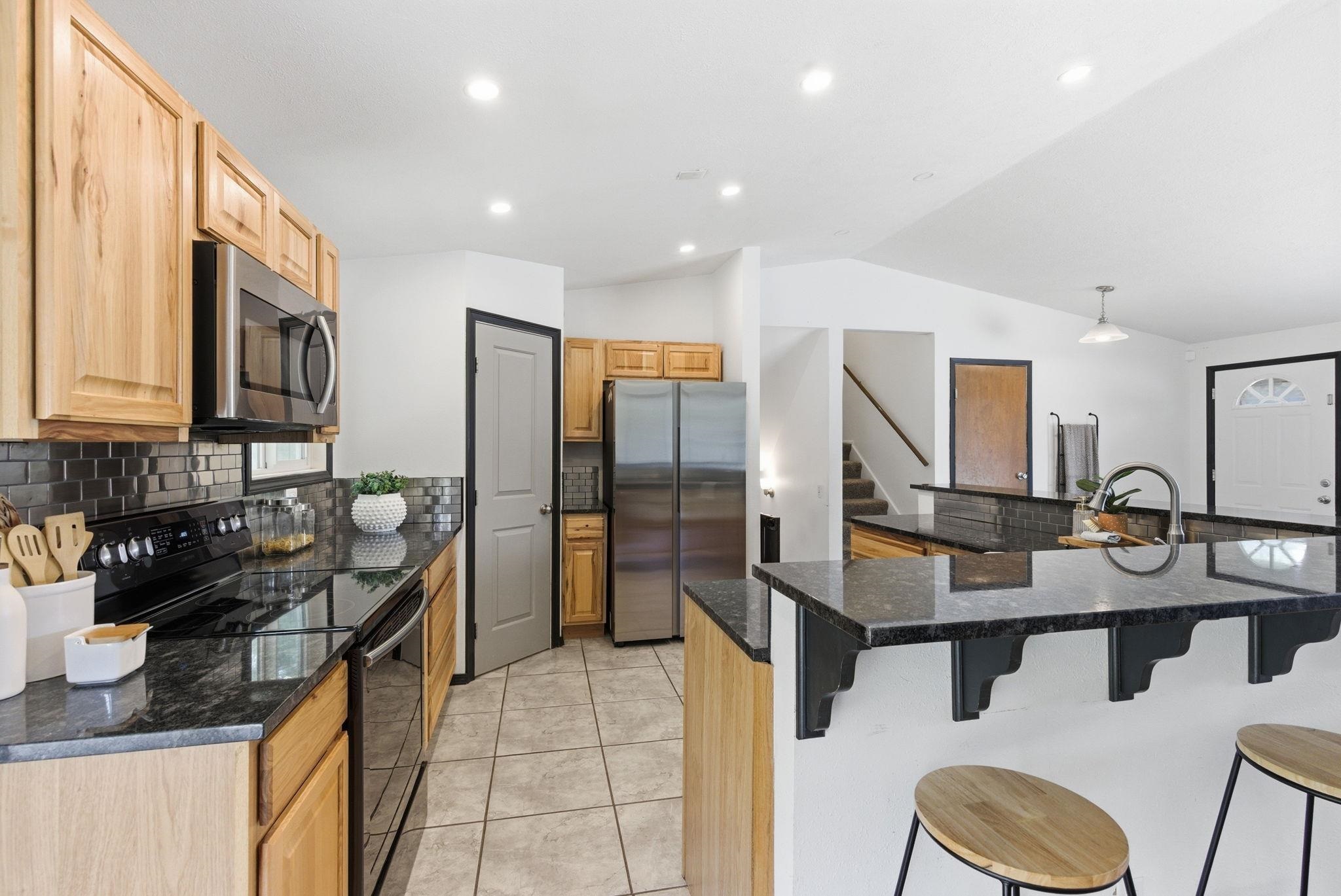 14406 E 7th Ave - Photo 16
