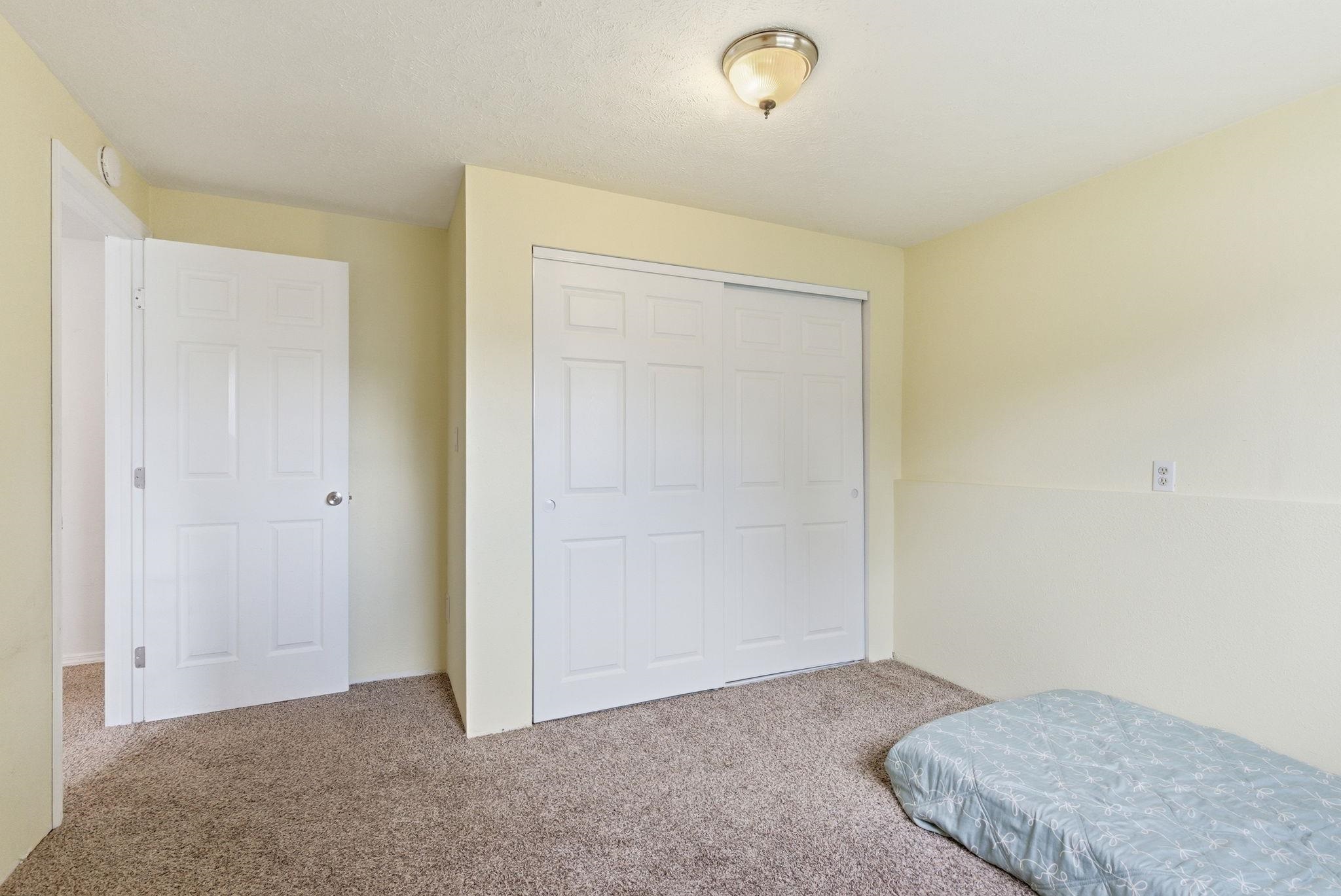 14406 E 7th Ave - Photo 38