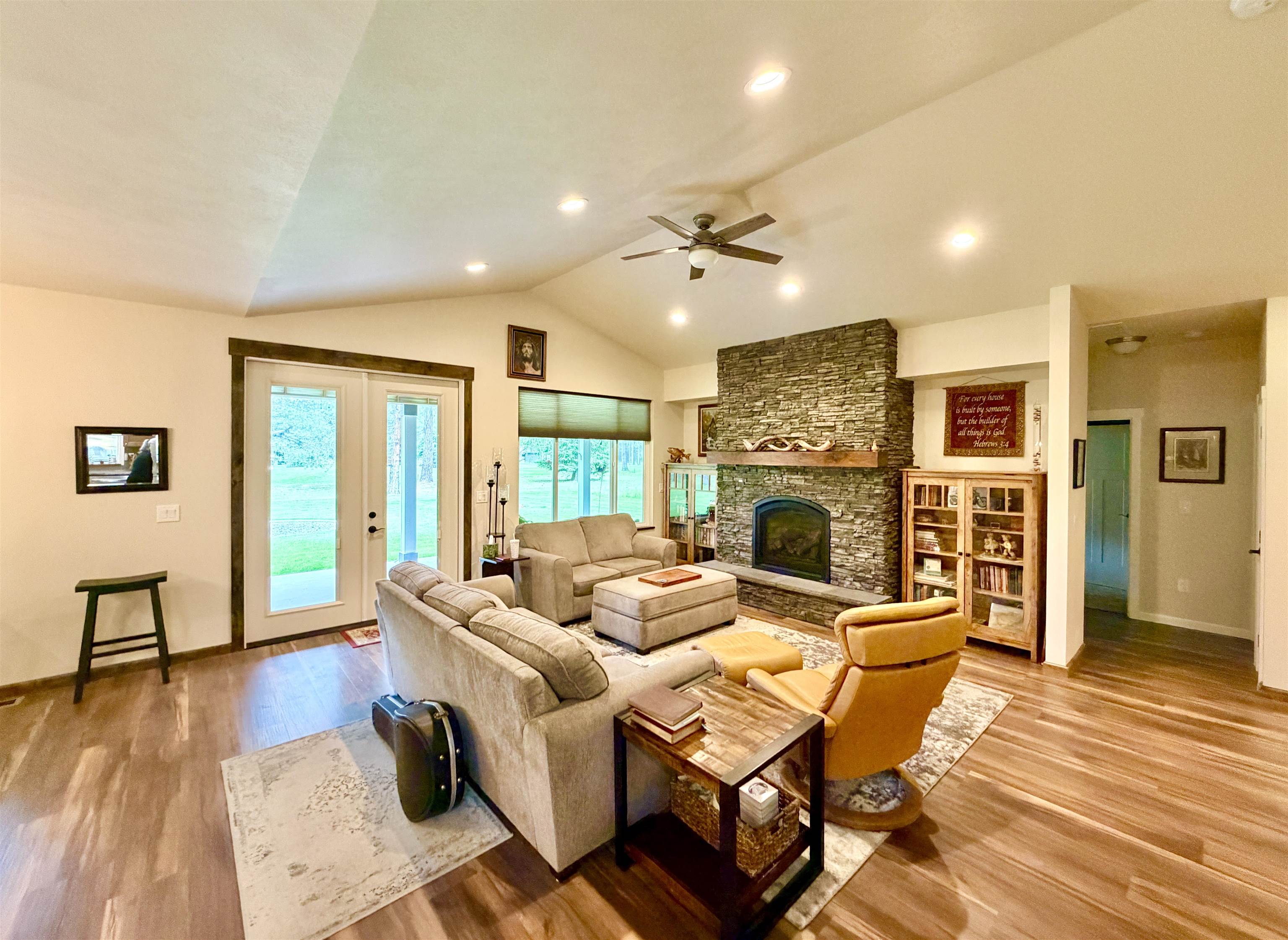 349 Palmer Ln - Photo 8