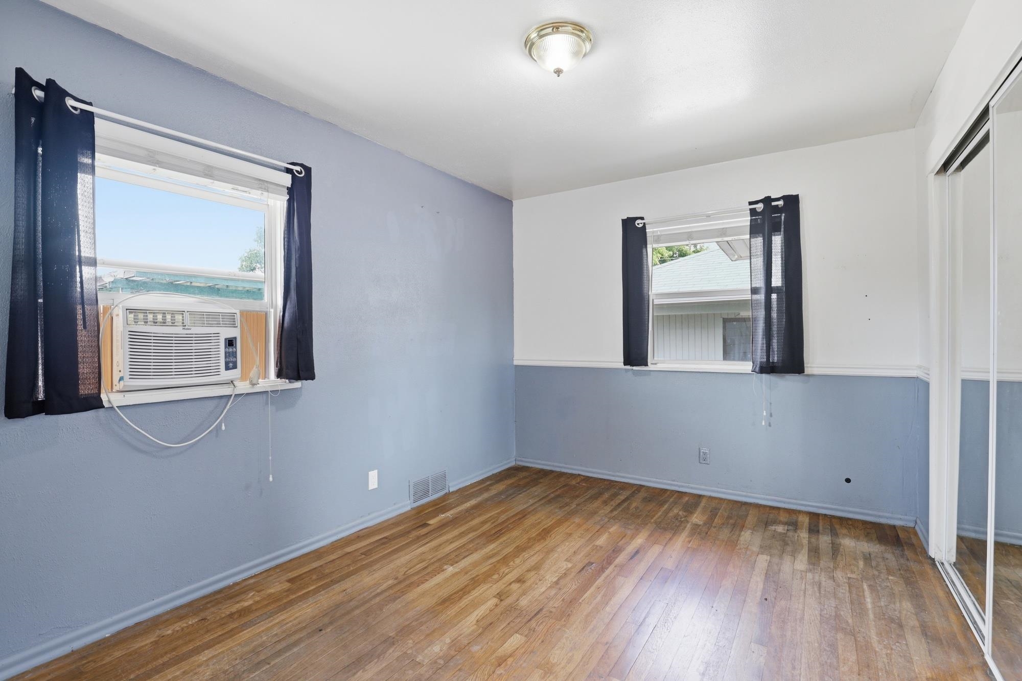 4607 N G St - Photo 8