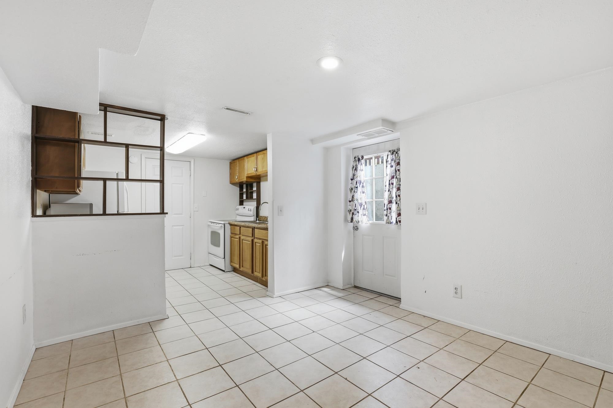 4607 N G St - Photo 15