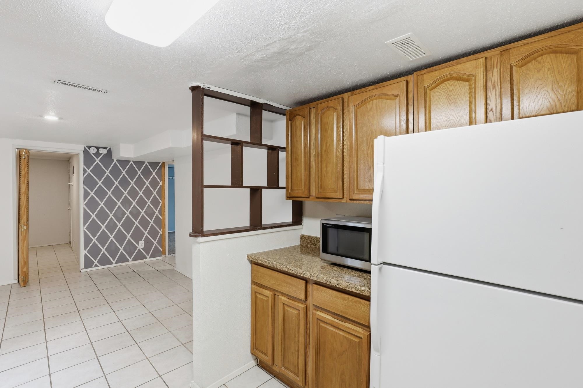 4607 N G St - Photo 17
