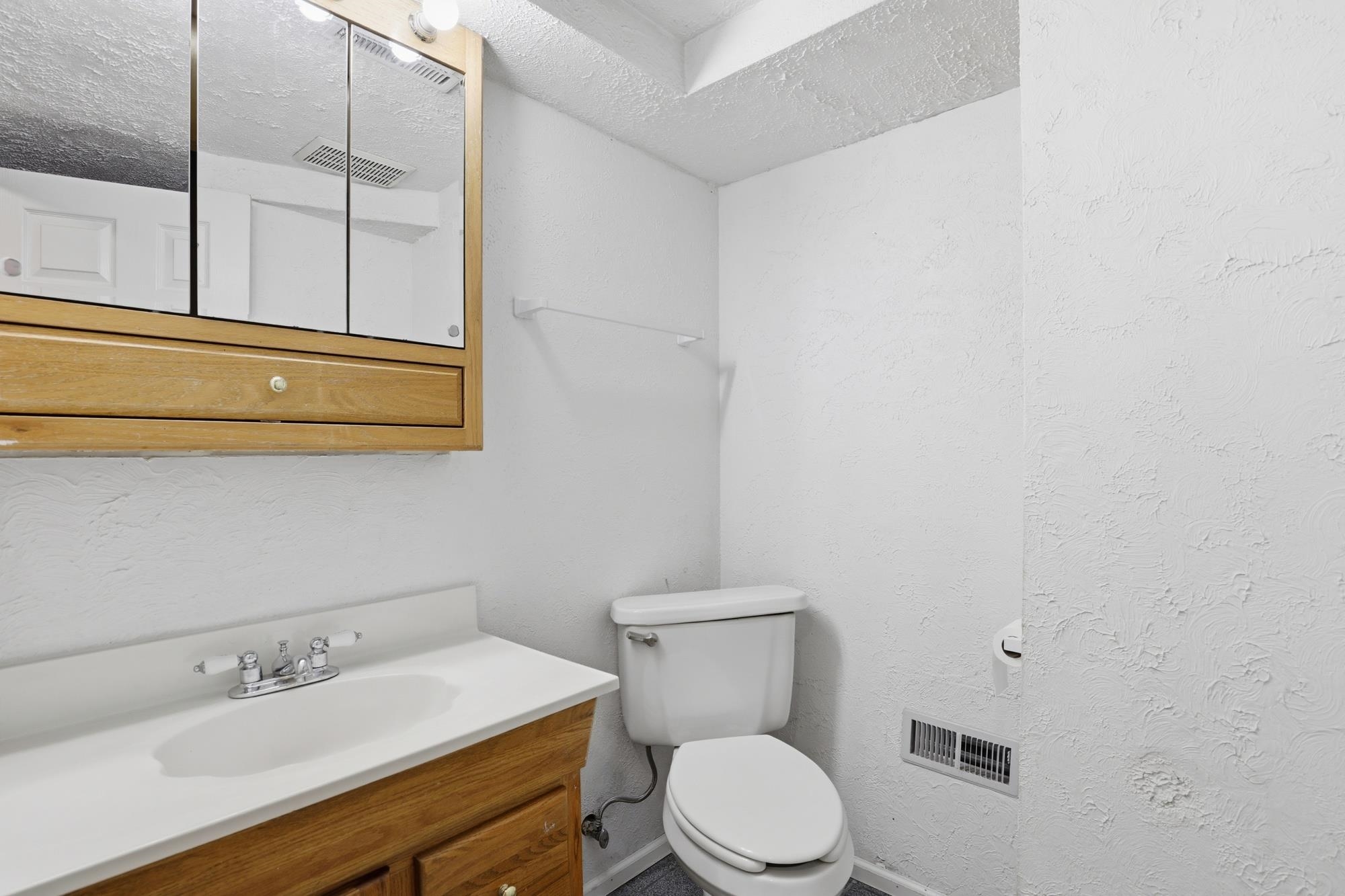 4607 N G St - Photo 21