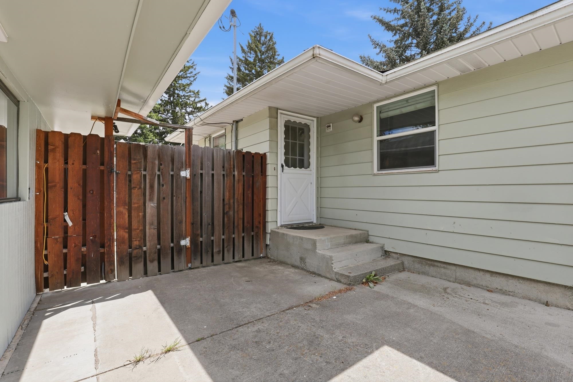 4607 N G St - Photo 24