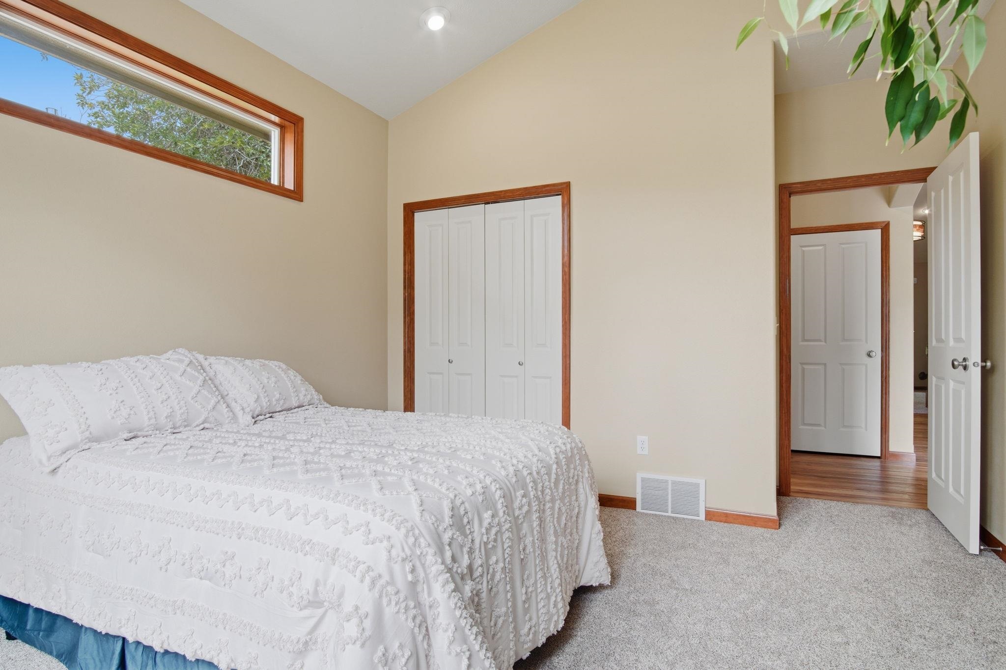 703 E Golden Rd - Photo 18