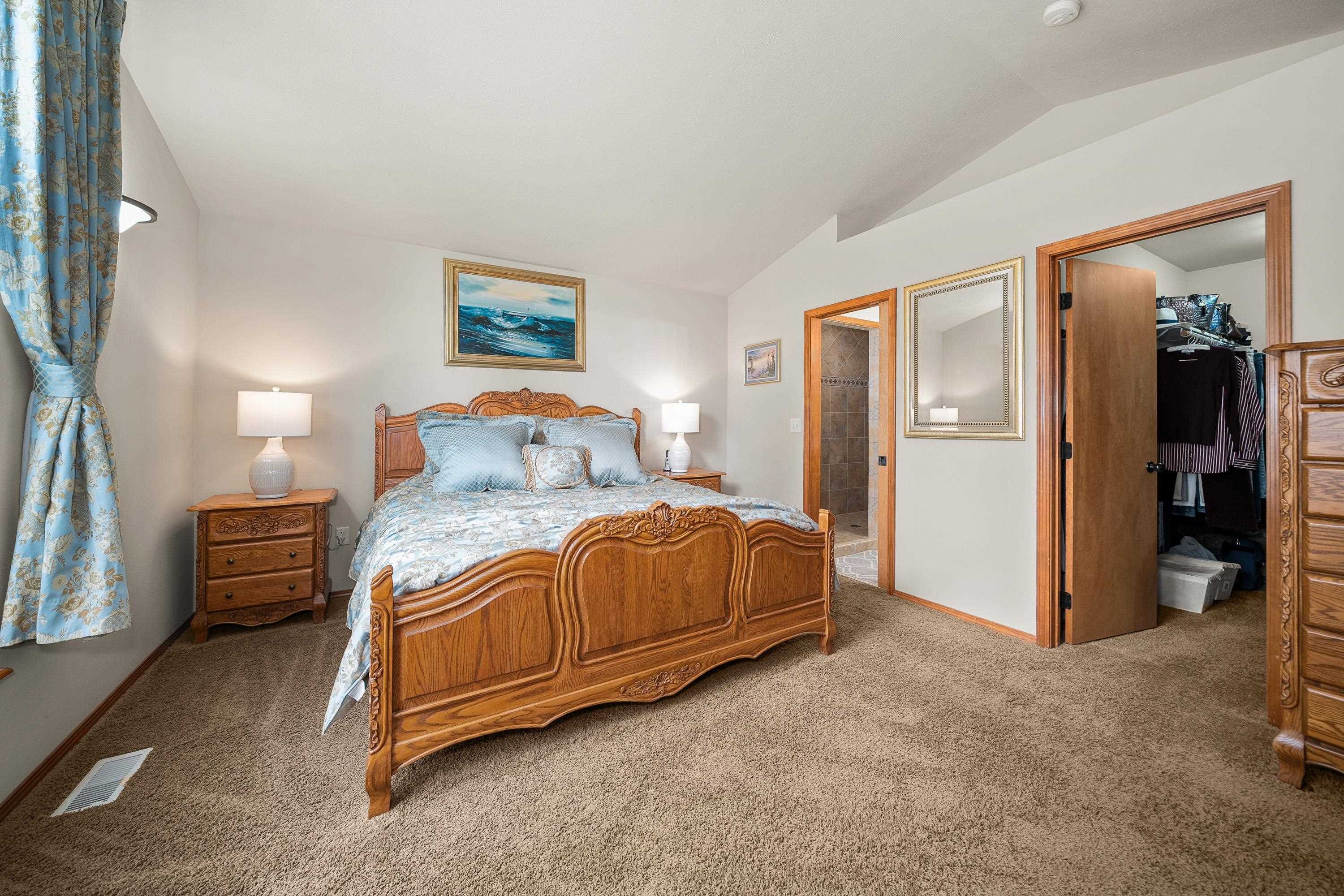 5117 N Stout Ct - Photo 16
