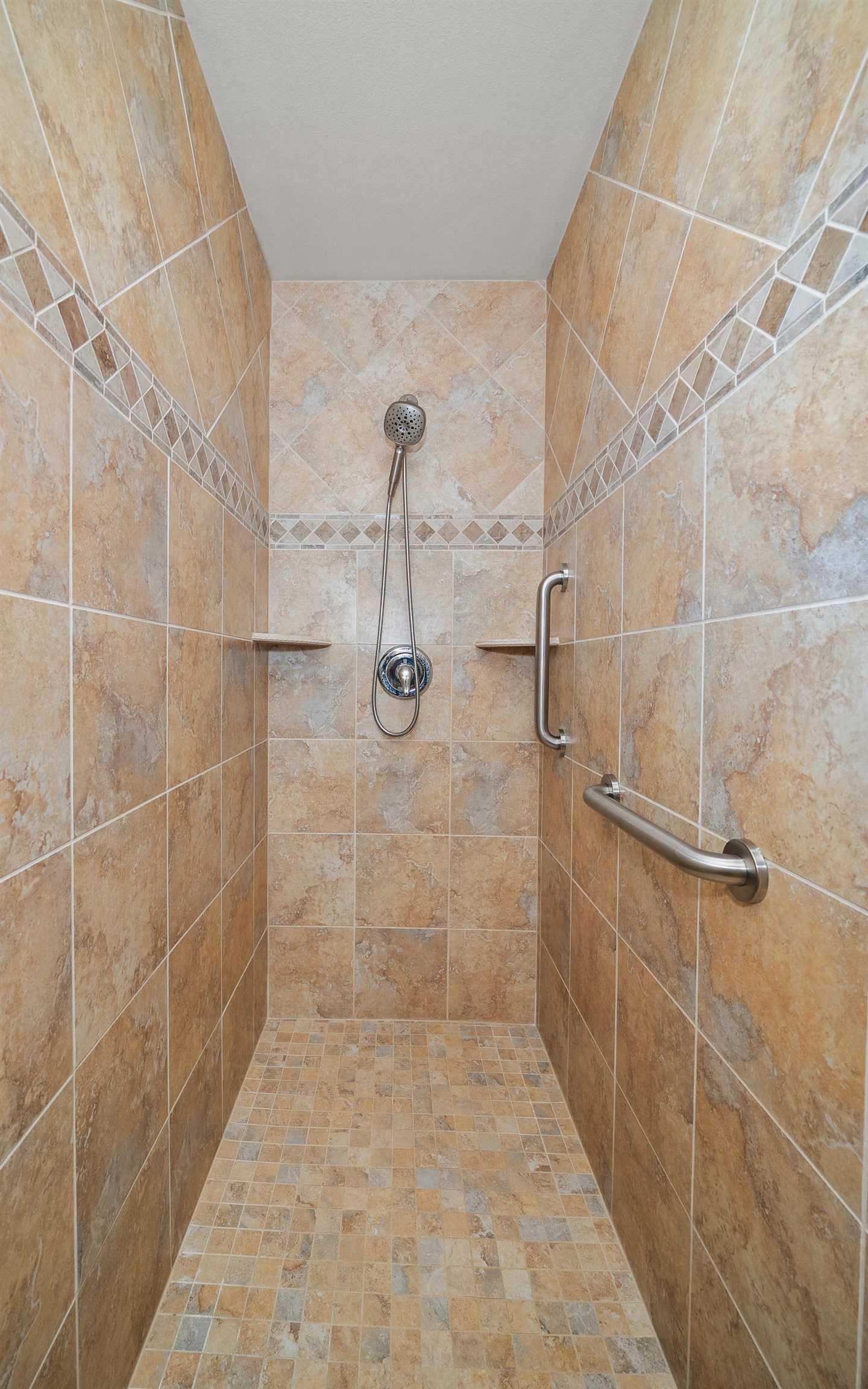 5117 N Stout Ct - Photo 18