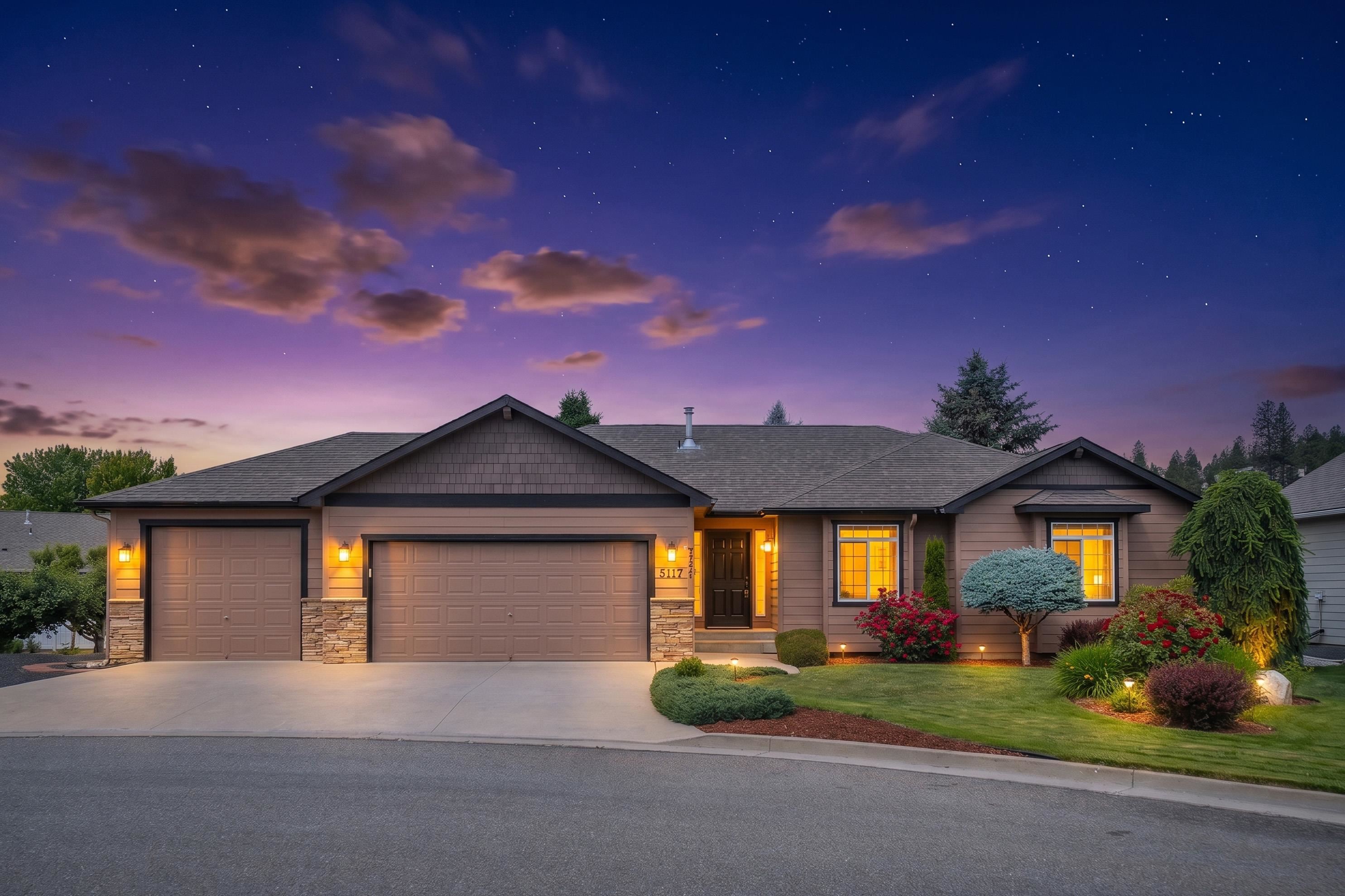 5117 N Stout Ct - Photo 2