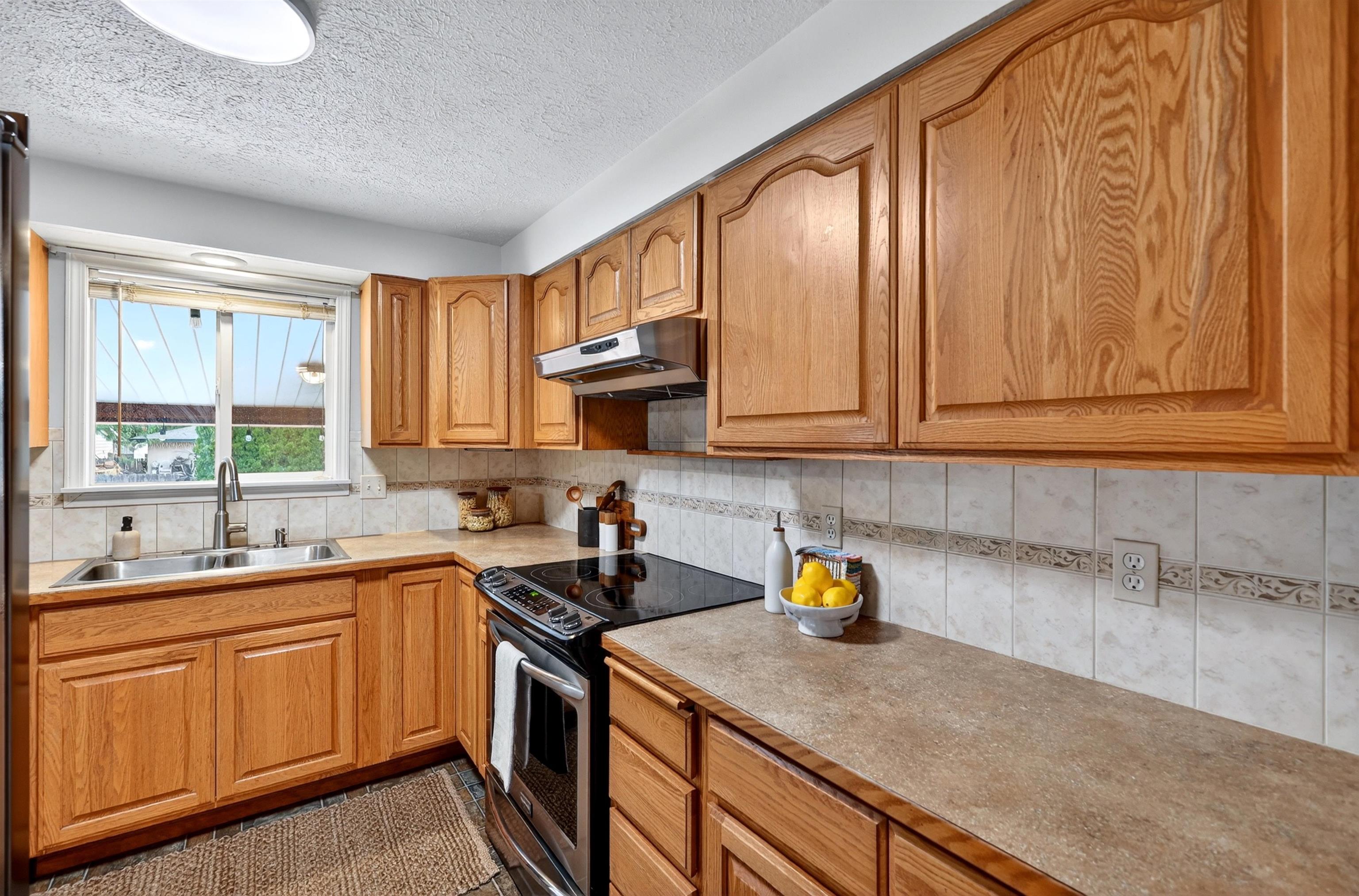 12901 E 28th Ave - Photo 15