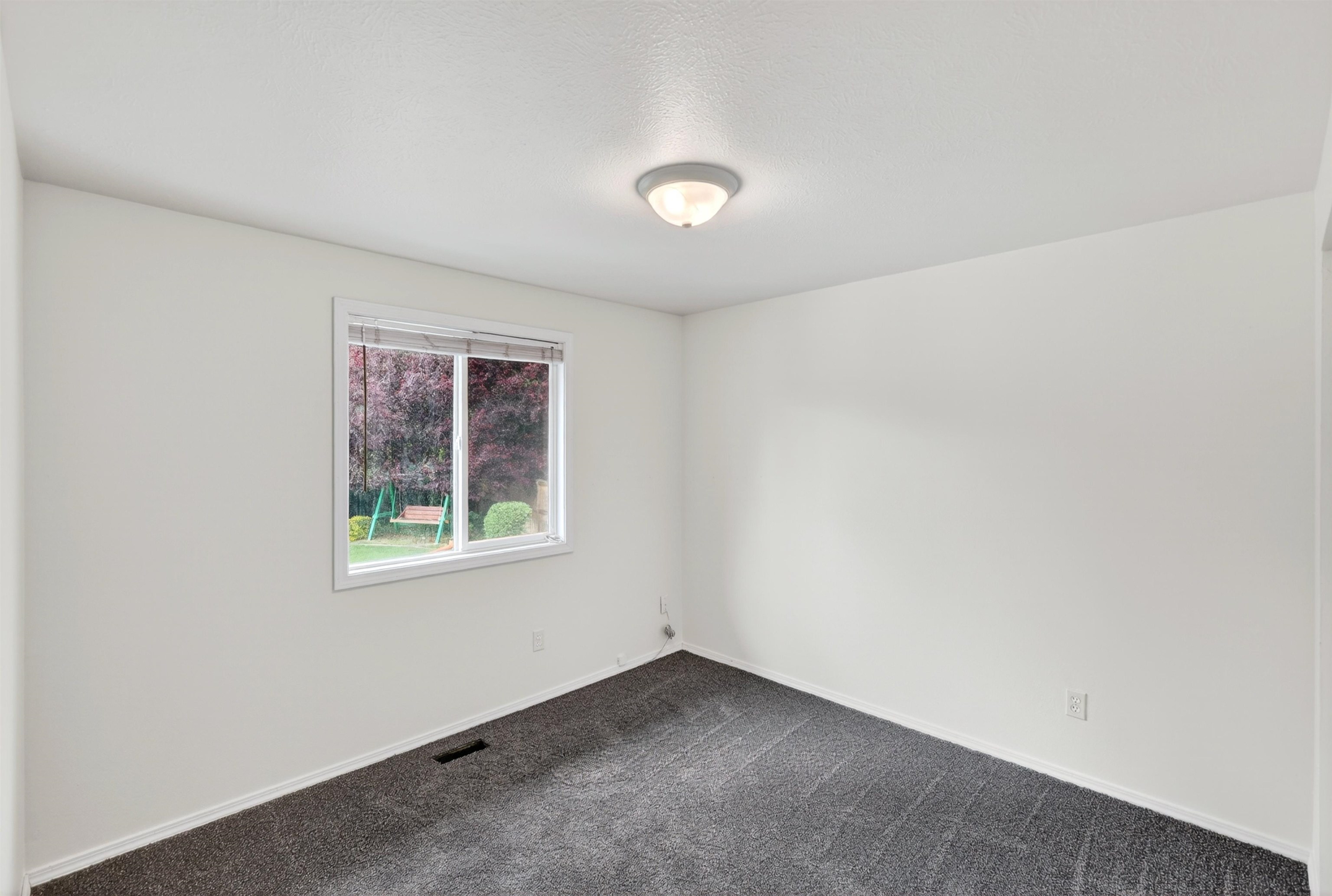 12901 E 28th Ave - Photo 20