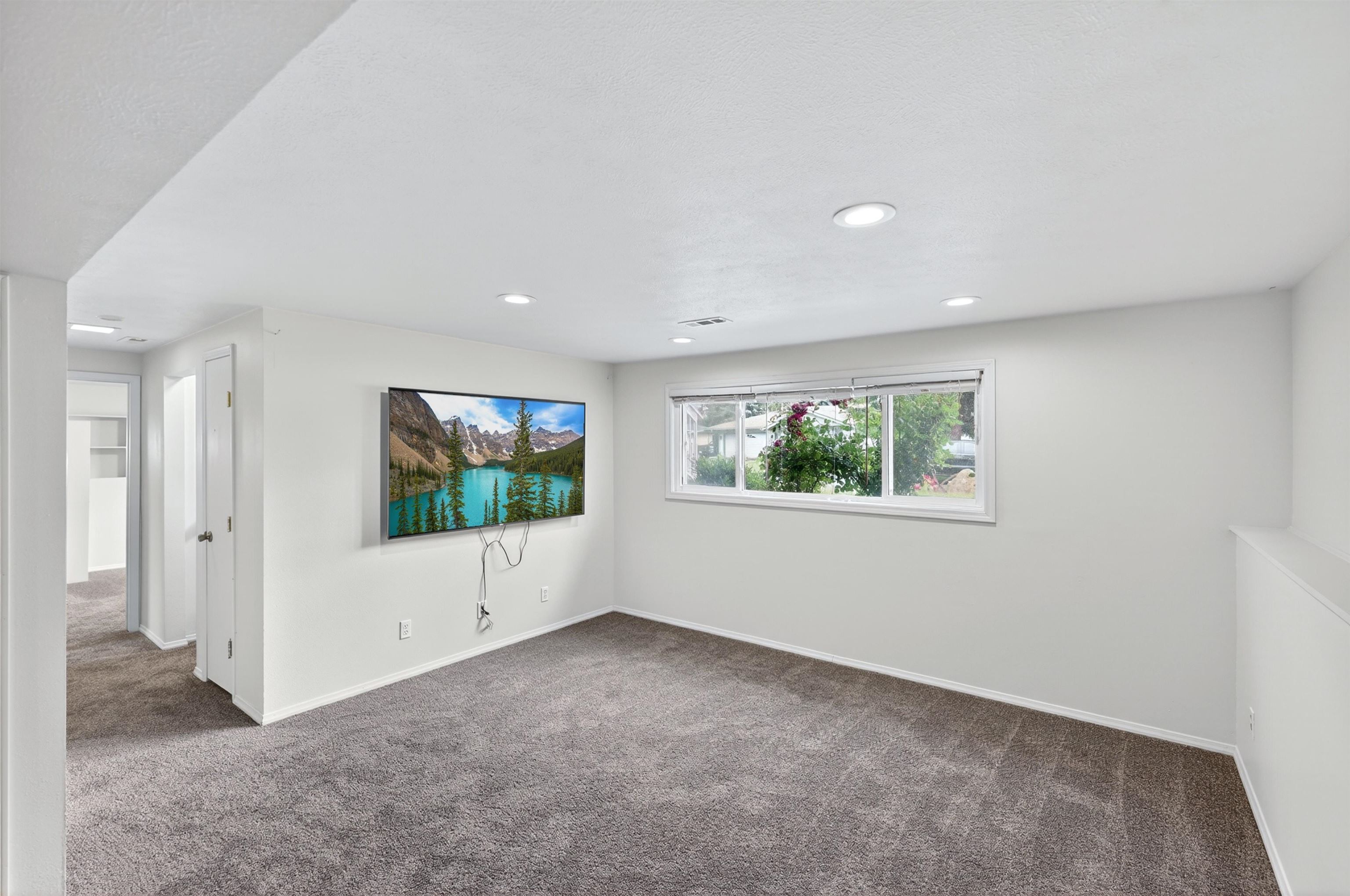 12901 E 28th Ave - Photo 31