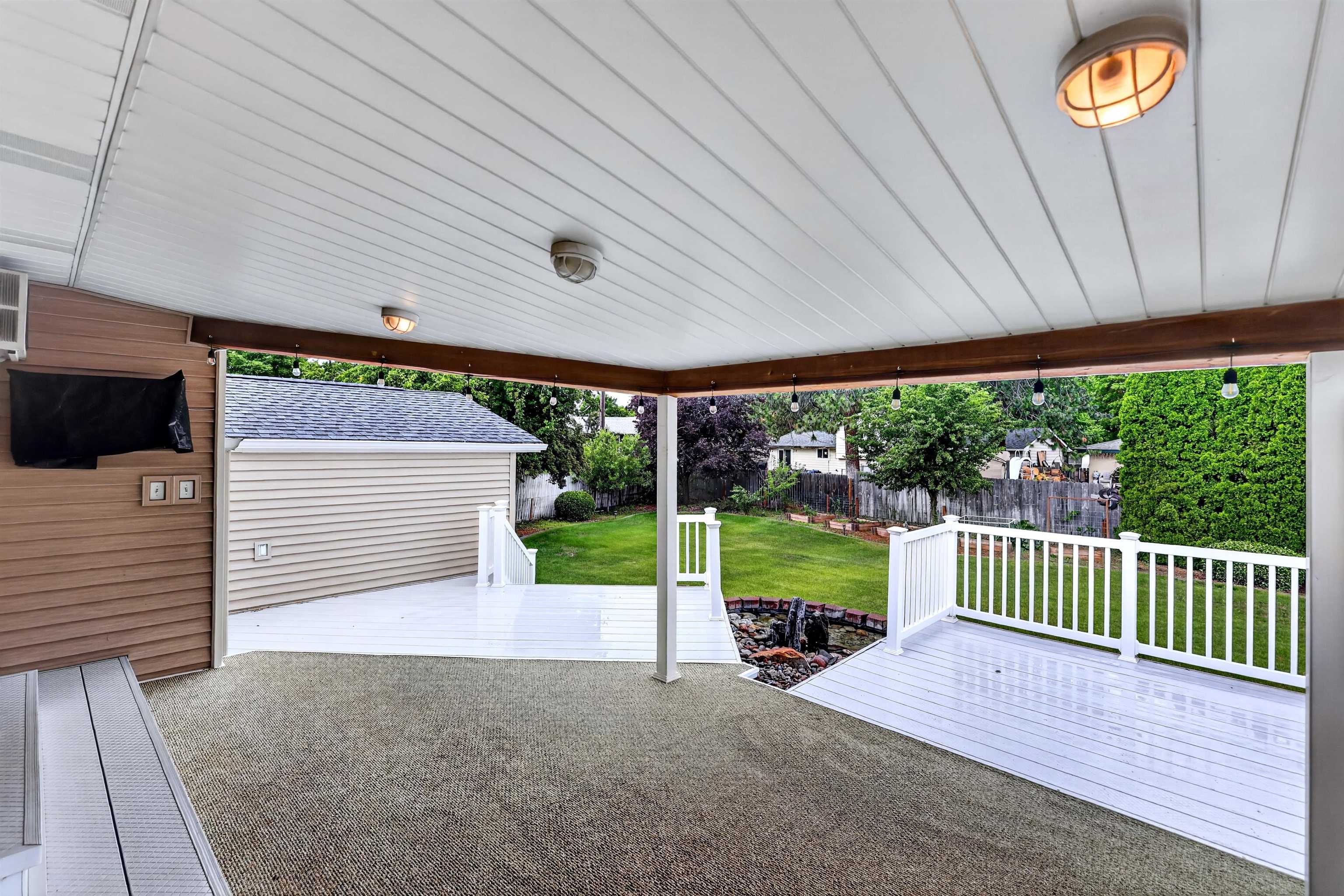 12901 E 28th Ave - Photo 39