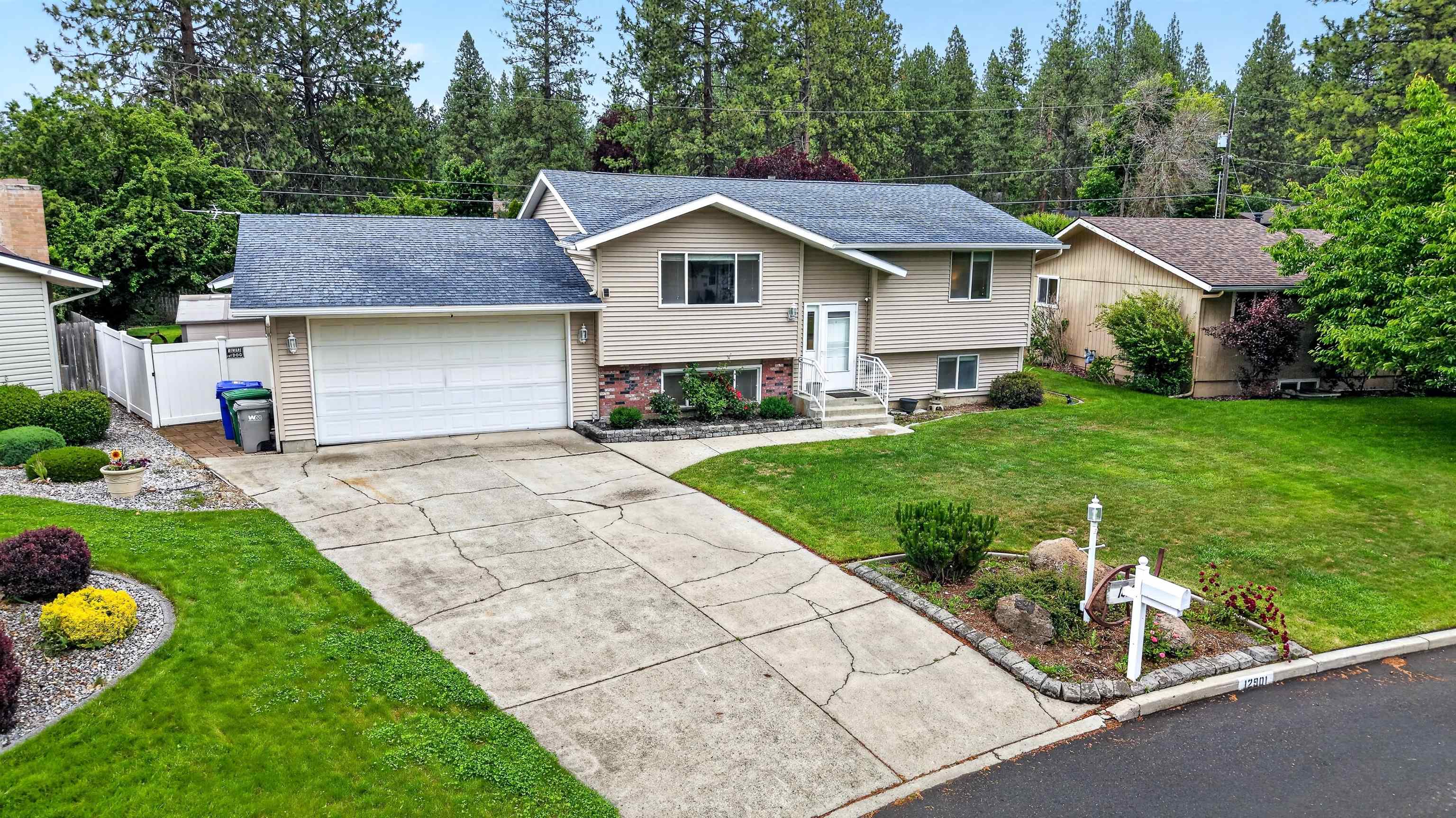 12901 E 28th Ave - Photo 7