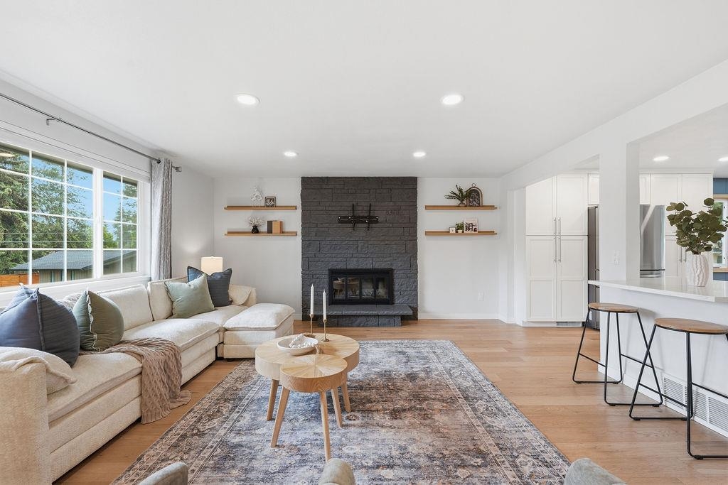 1405 E 35th Ave - Photo 5