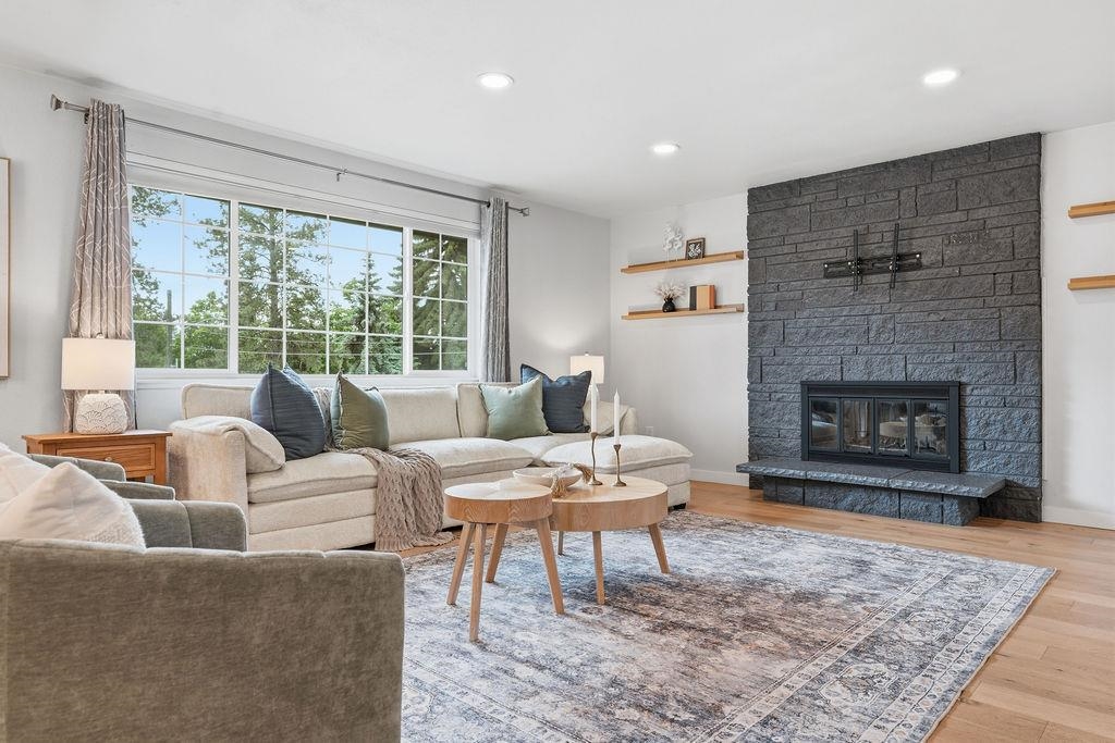 1405 E 35th Ave - Photo 8
