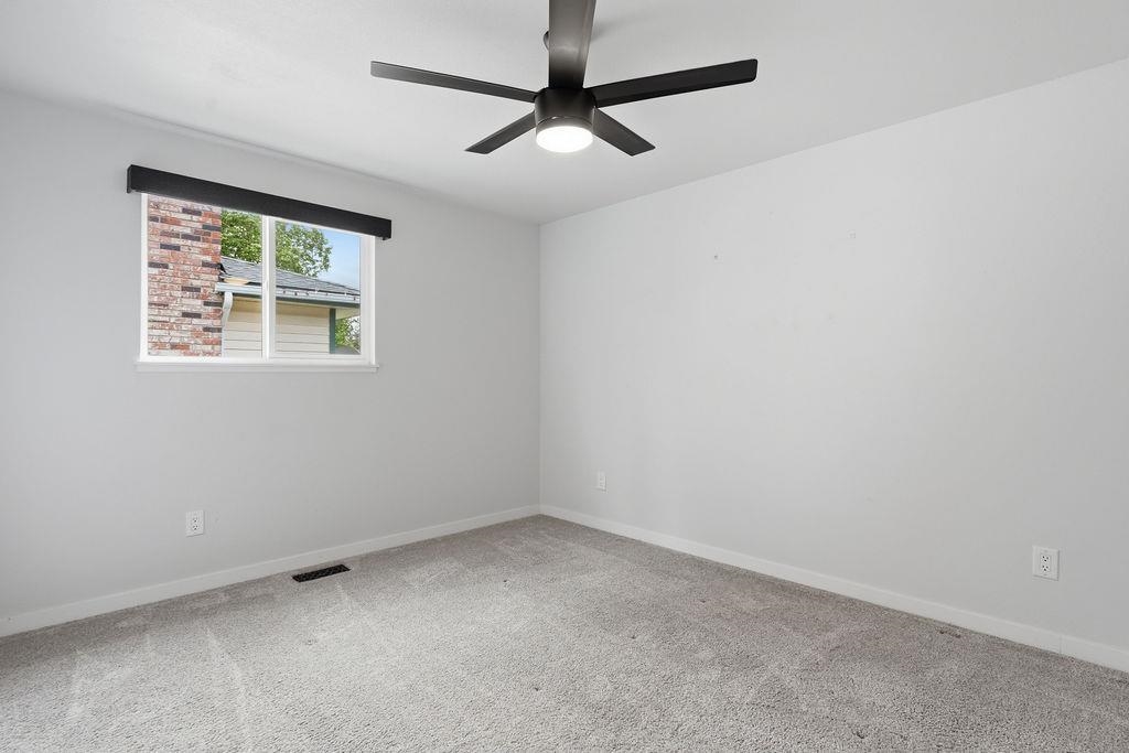 1405 E 35th Ave - Photo 24