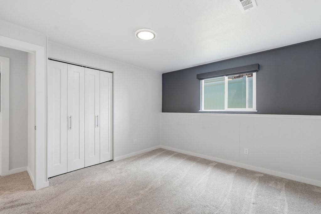 1405 E 35th Ave - Photo 29