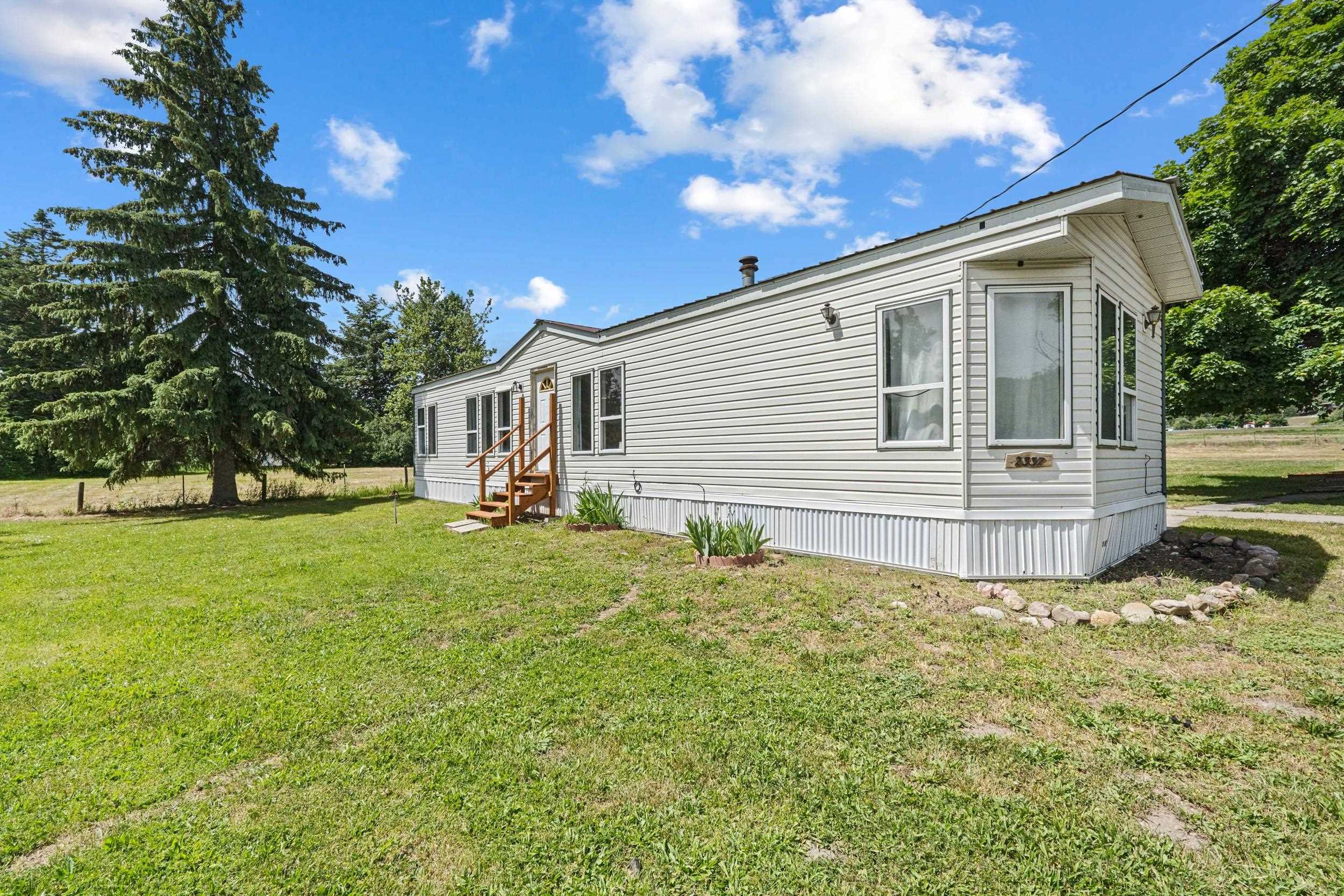 2337 Burnt Valley Rd - Photo 2