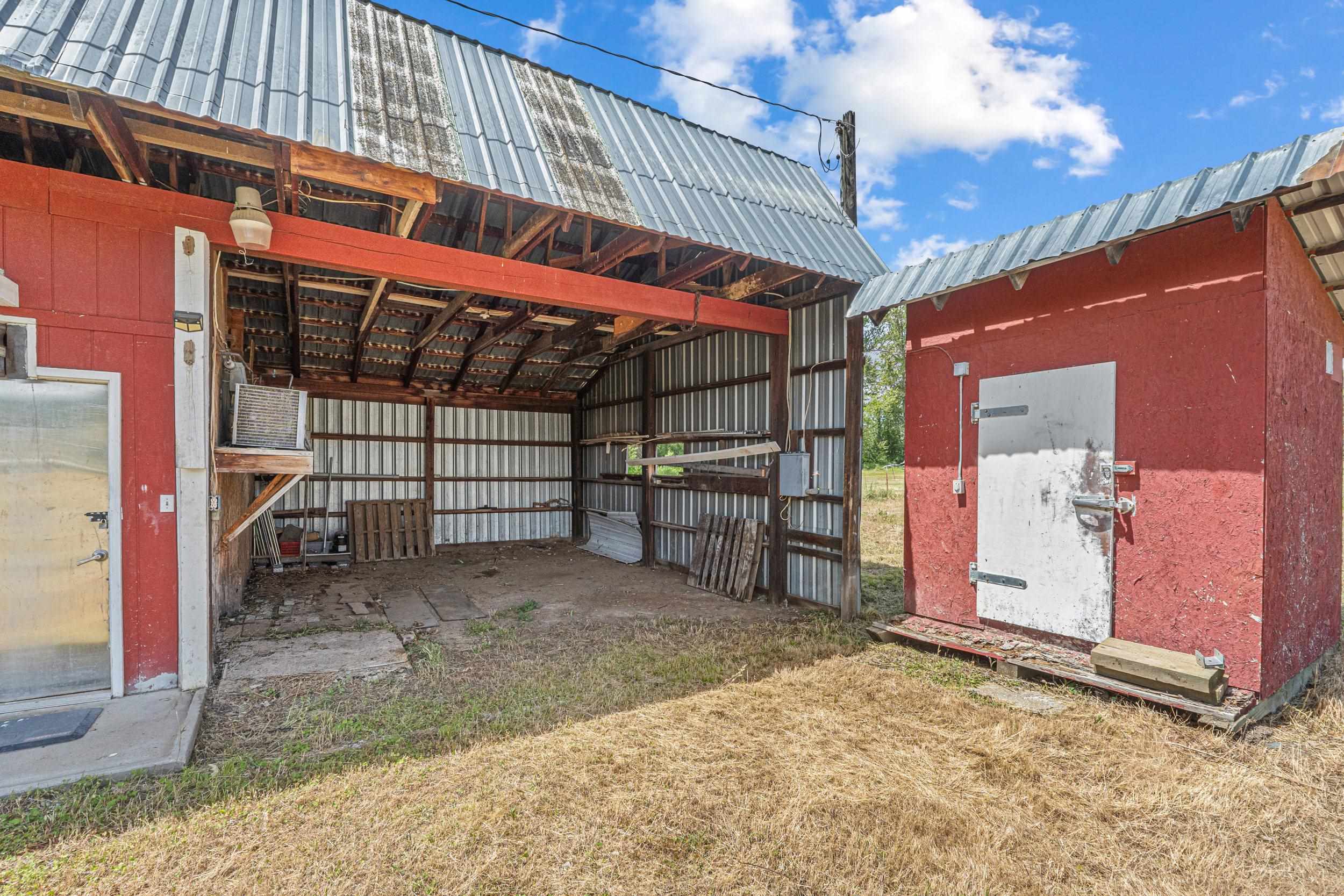 2337 Burnt Valley Rd - Photo 15