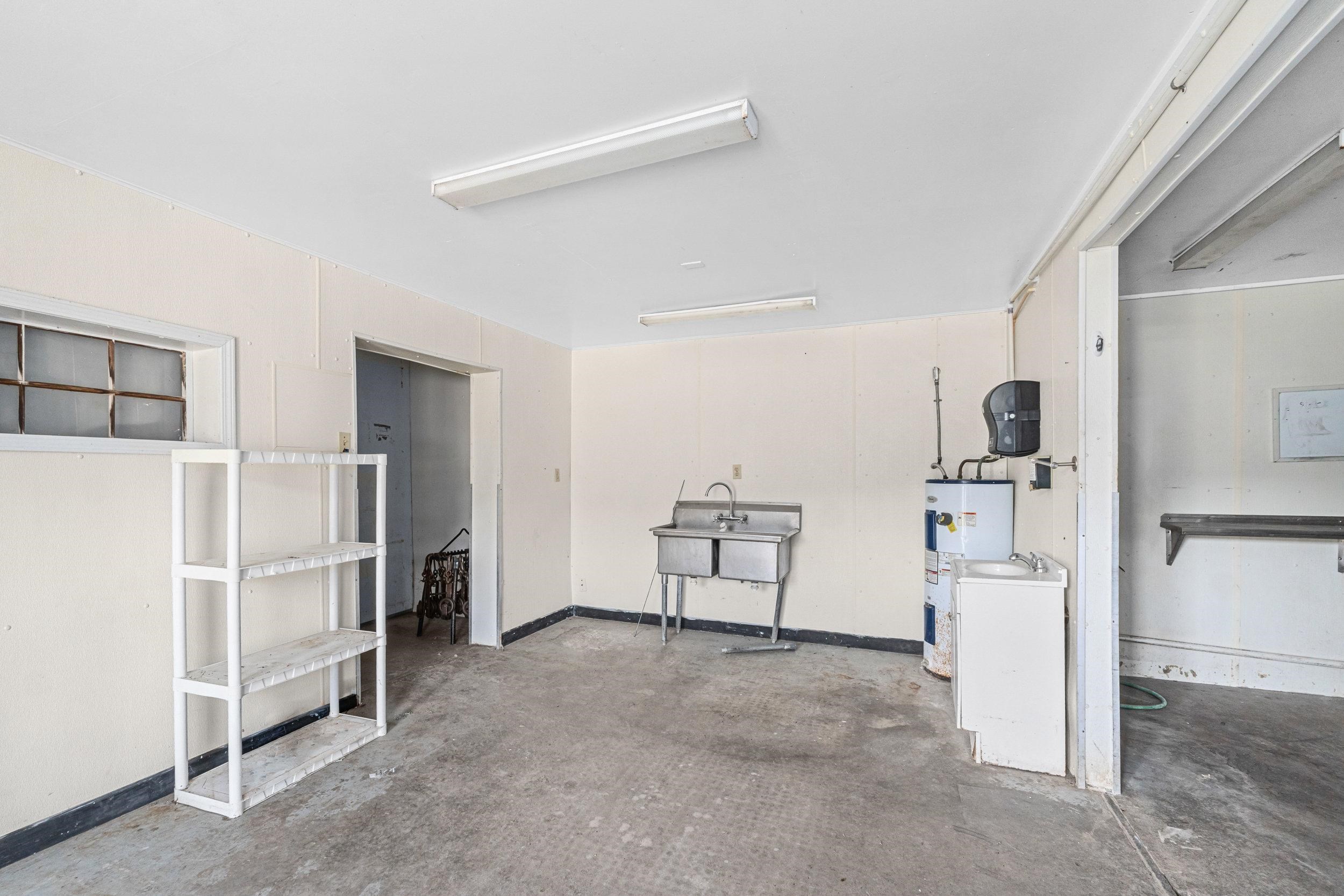 2337 Burnt Valley Rd - Photo 16