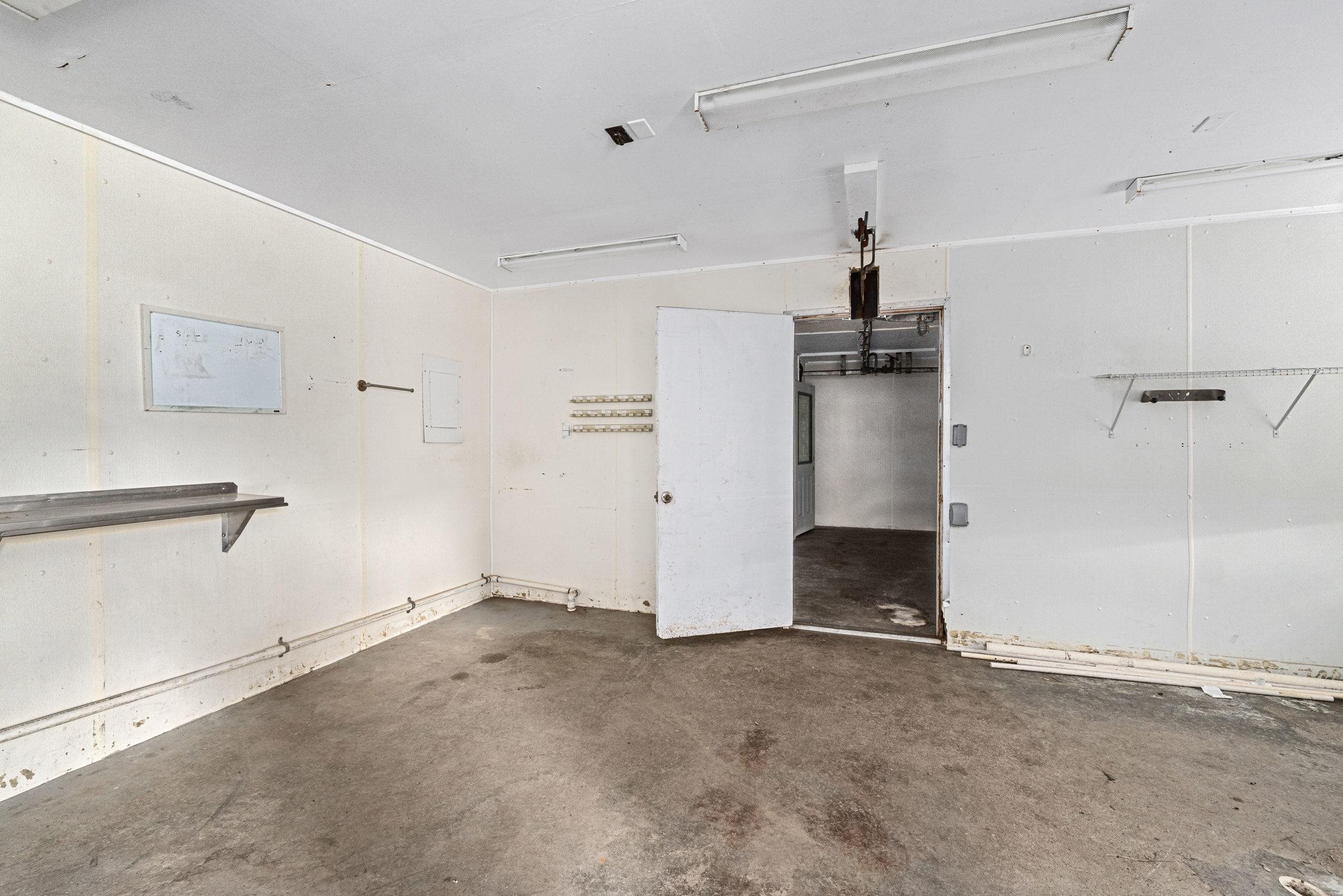 2337 Burnt Valley Rd - Photo 18