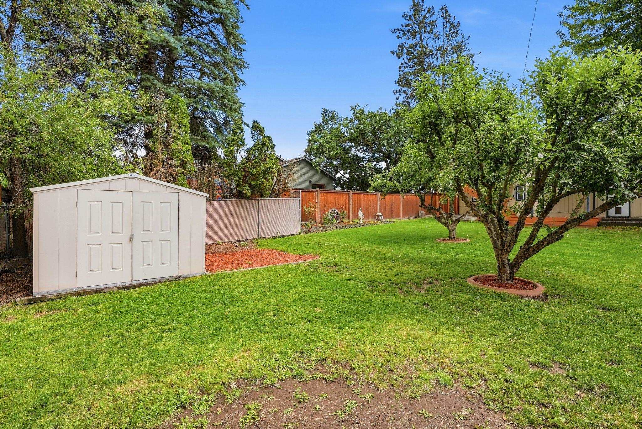 4011 E 20th Ave - Photo 28