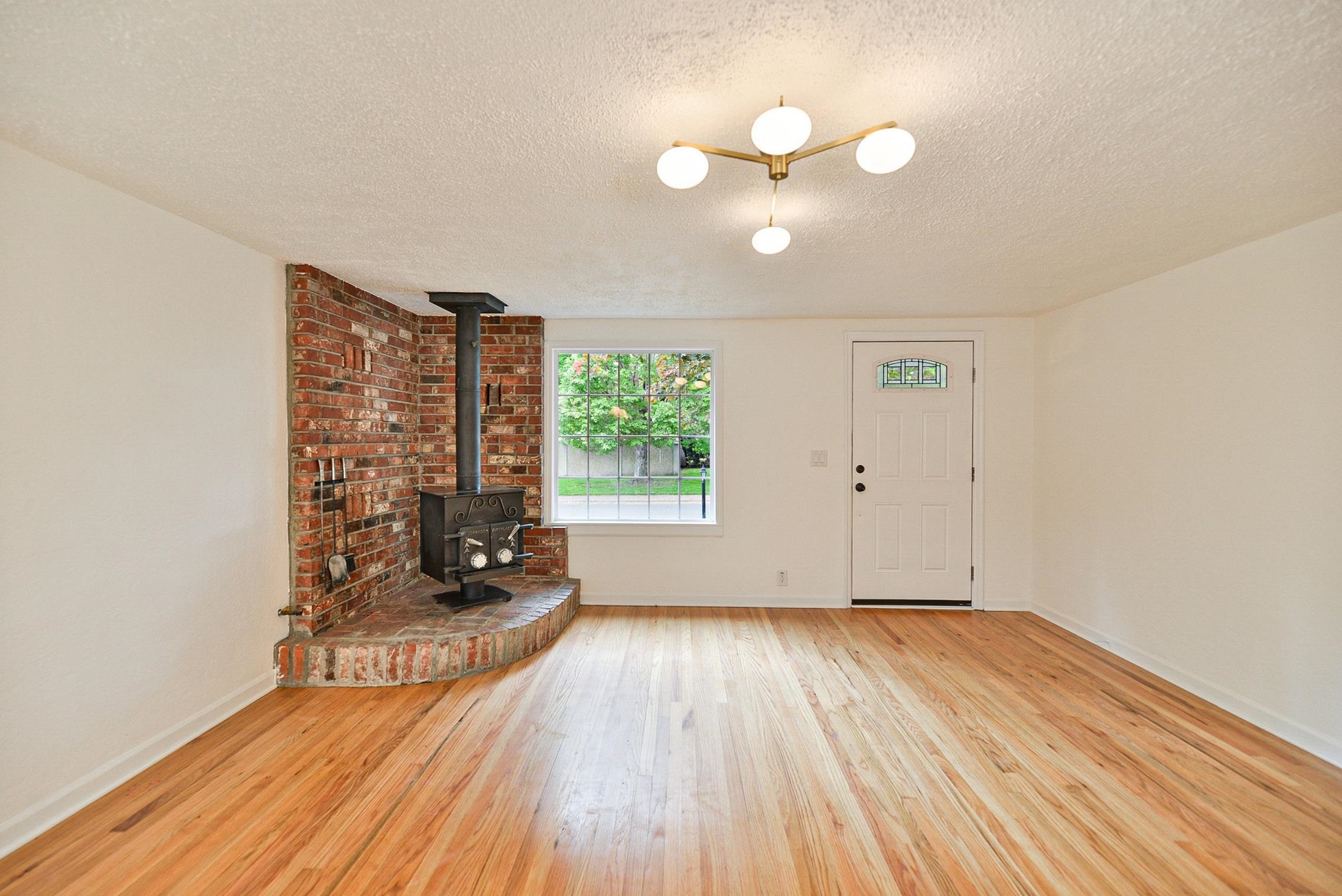 4424 N Hawthorne St - Photo 3
