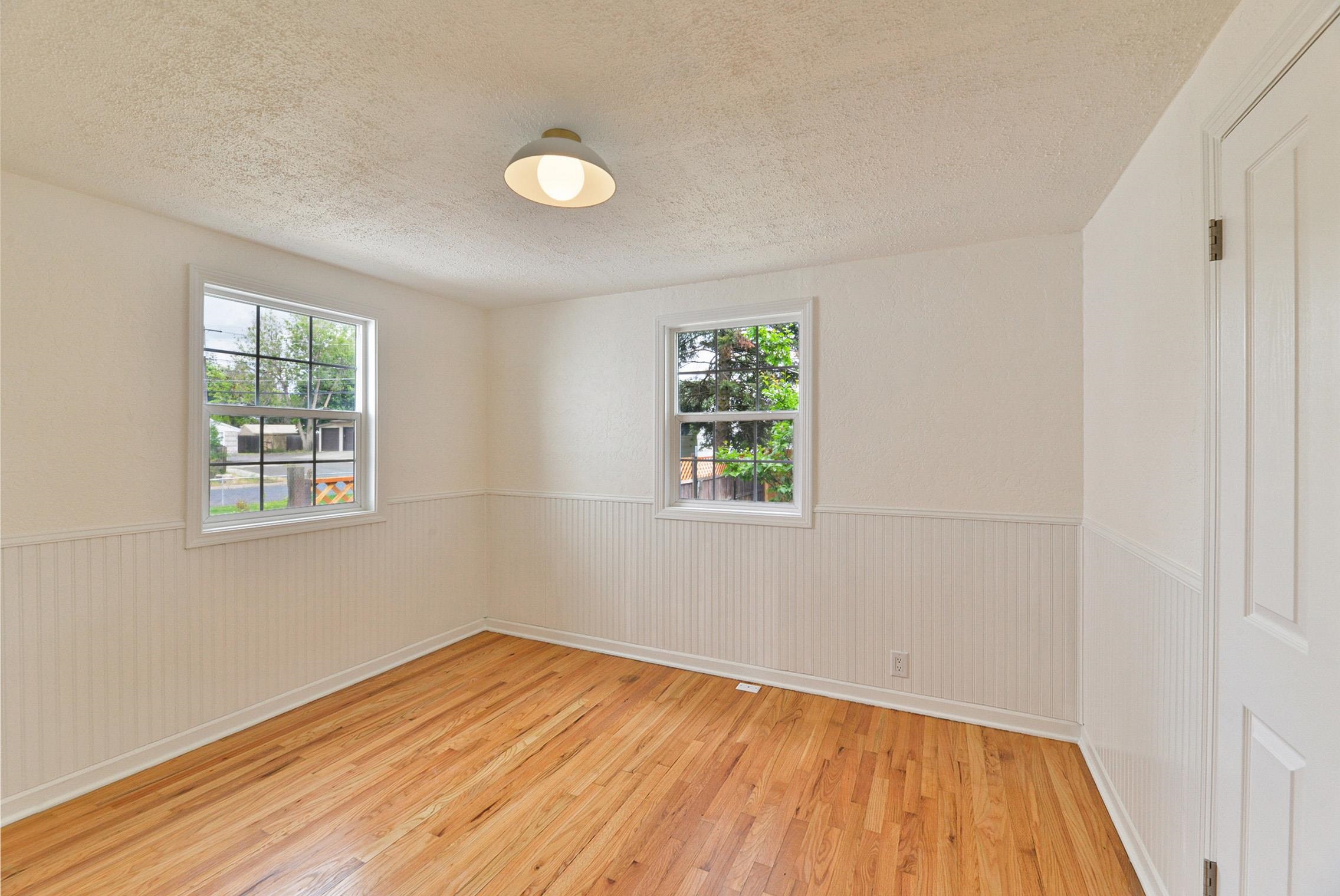 4424 N Hawthorne St - Photo 11