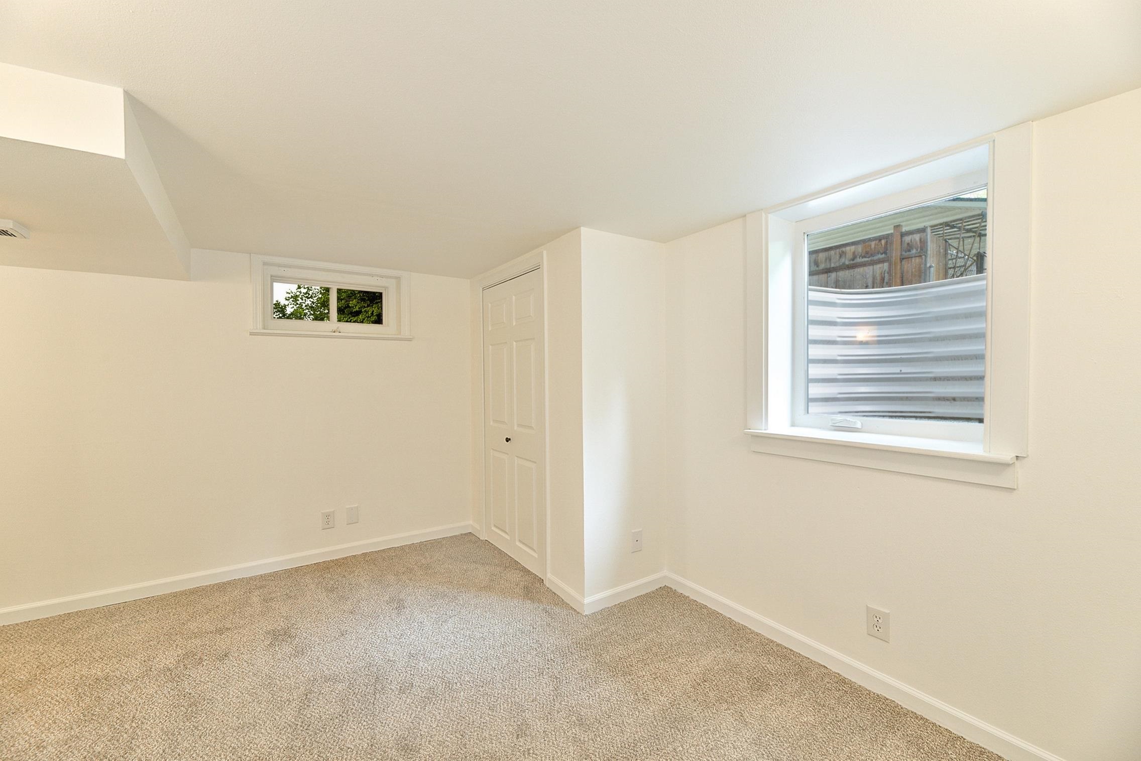 4424 N Hawthorne St - Photo 14