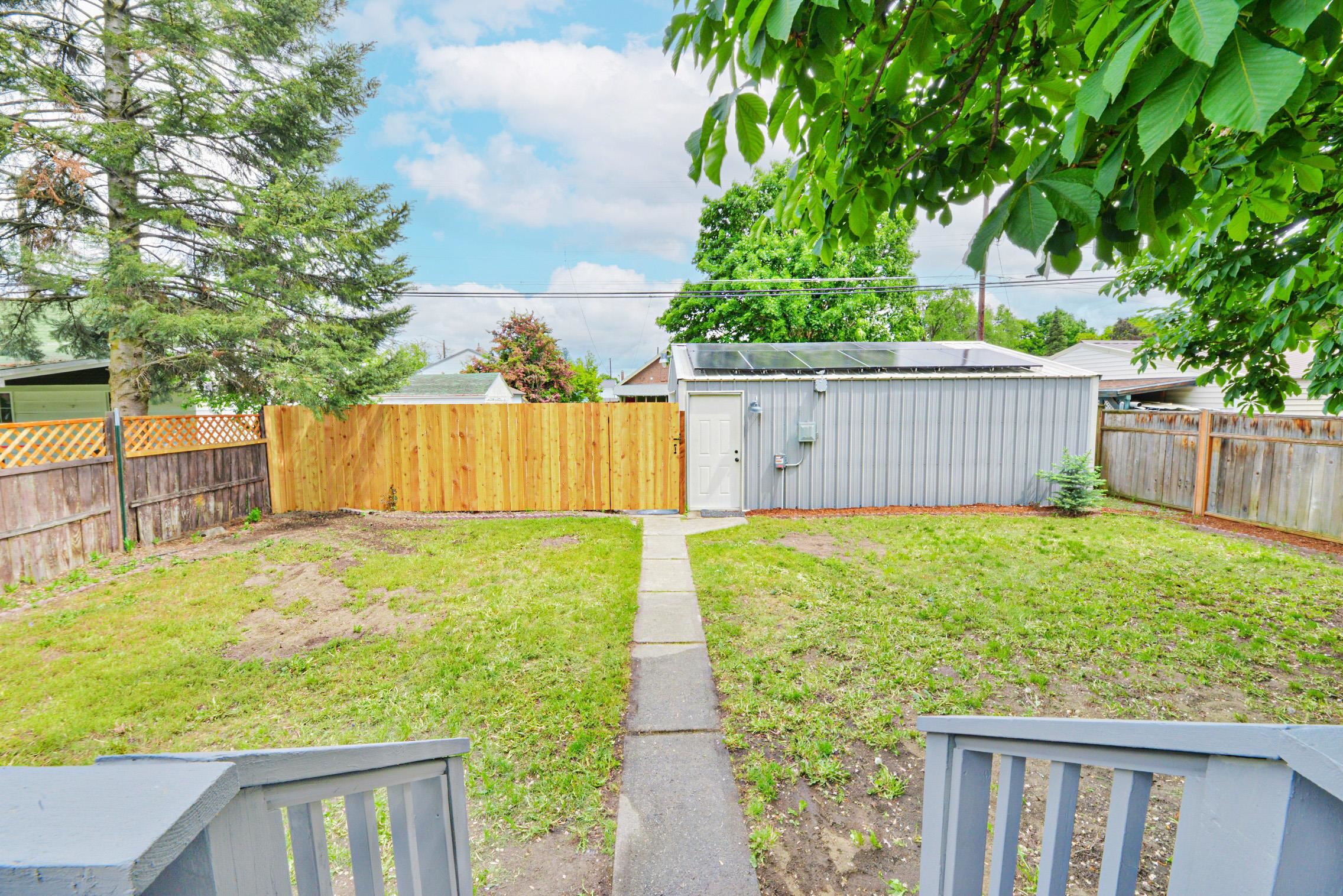4424 N Hawthorne St - Photo 19