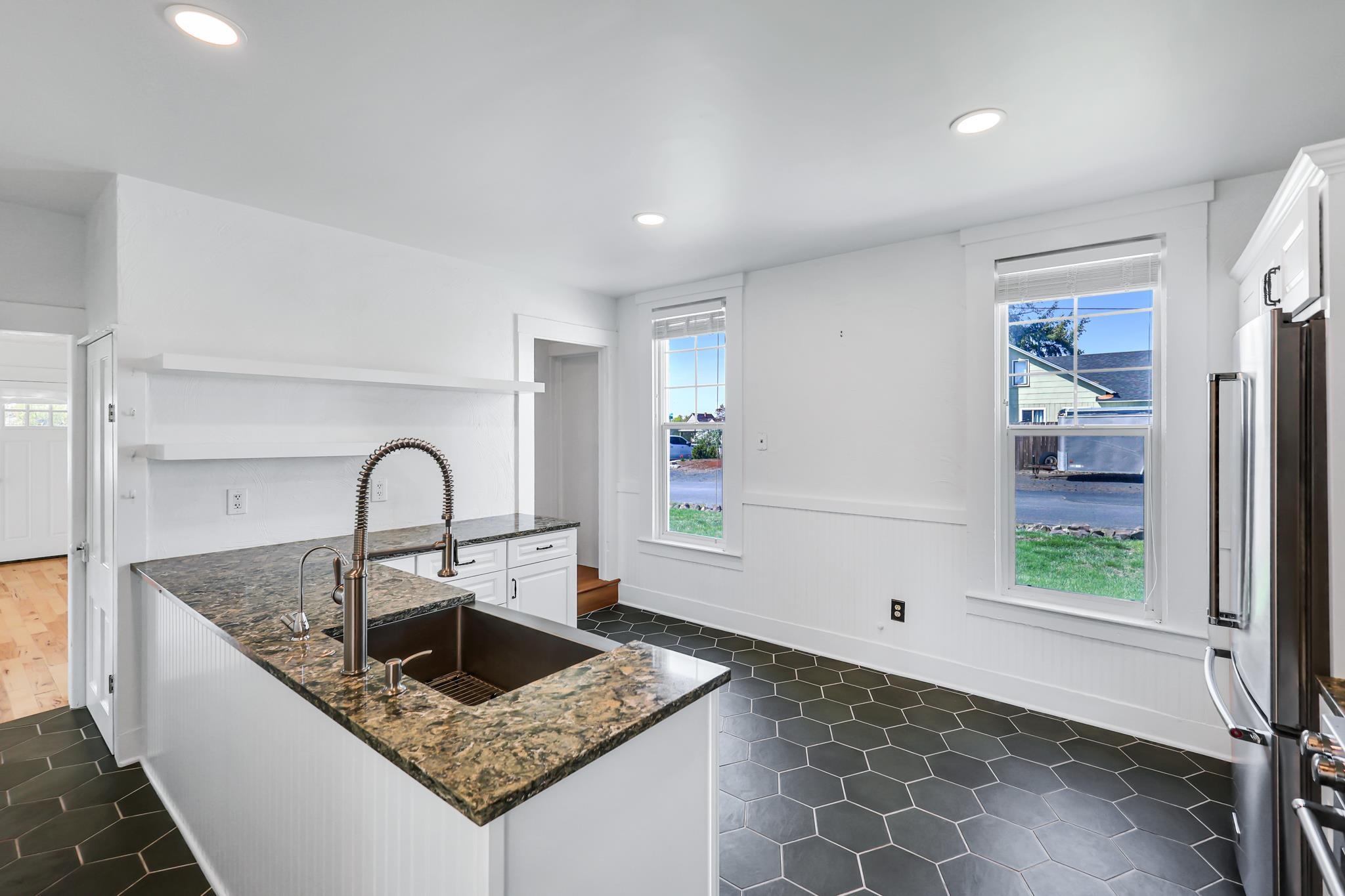 610 Ross St - Photo 25