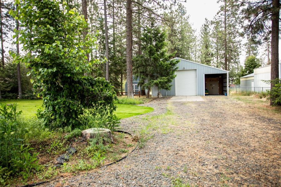 16810 N Wylie Dr - Photo 2