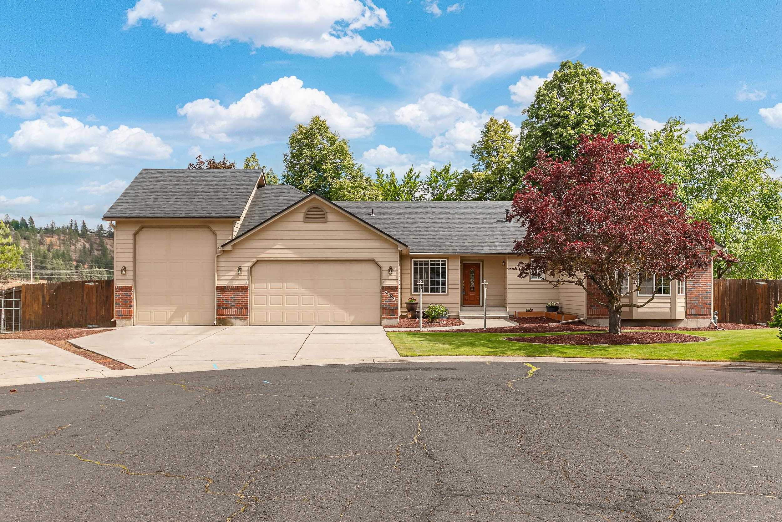 7303 W Links Ct - Photo 1
