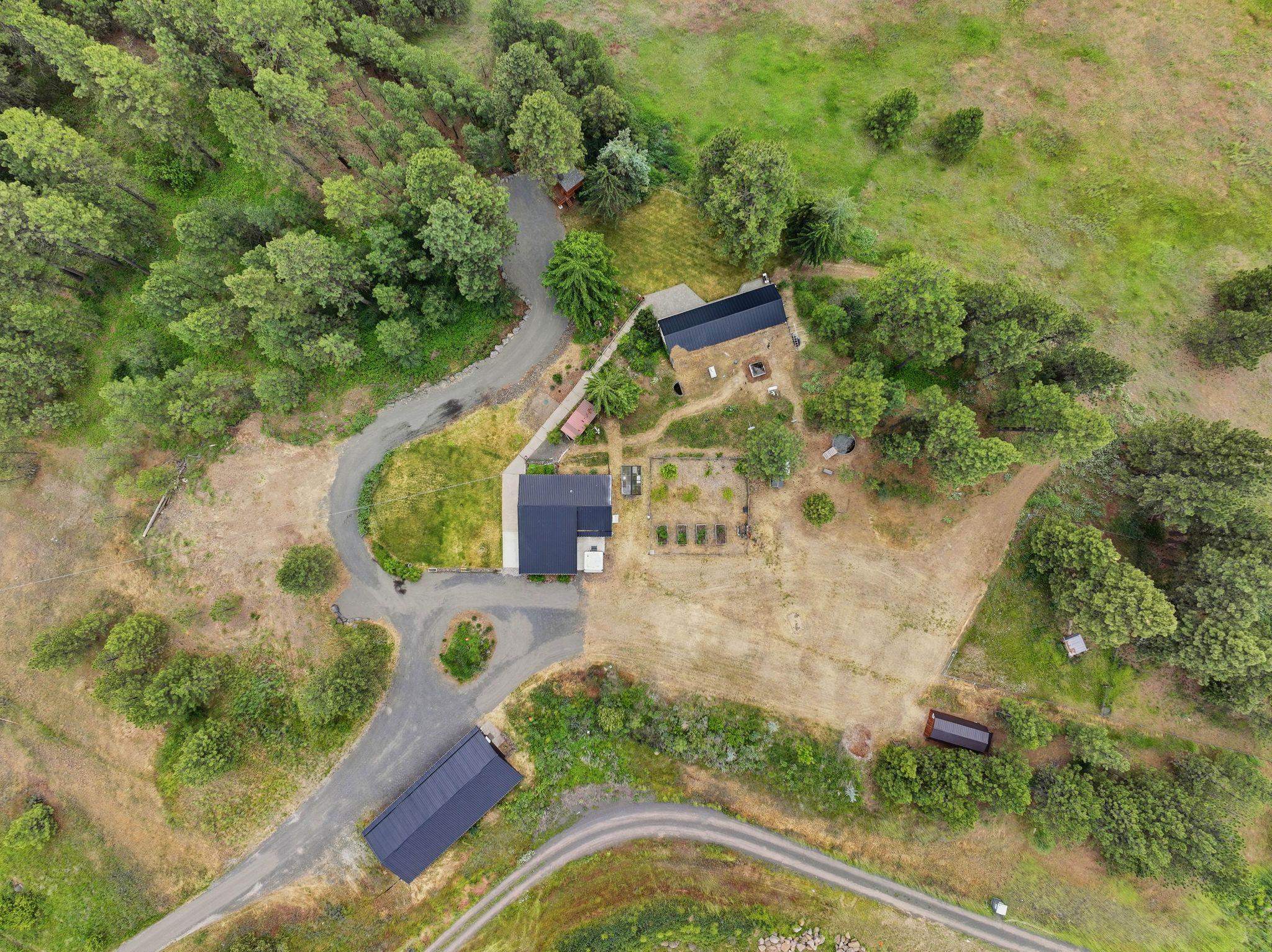 10716 S Baltimore Rd - Photo 2