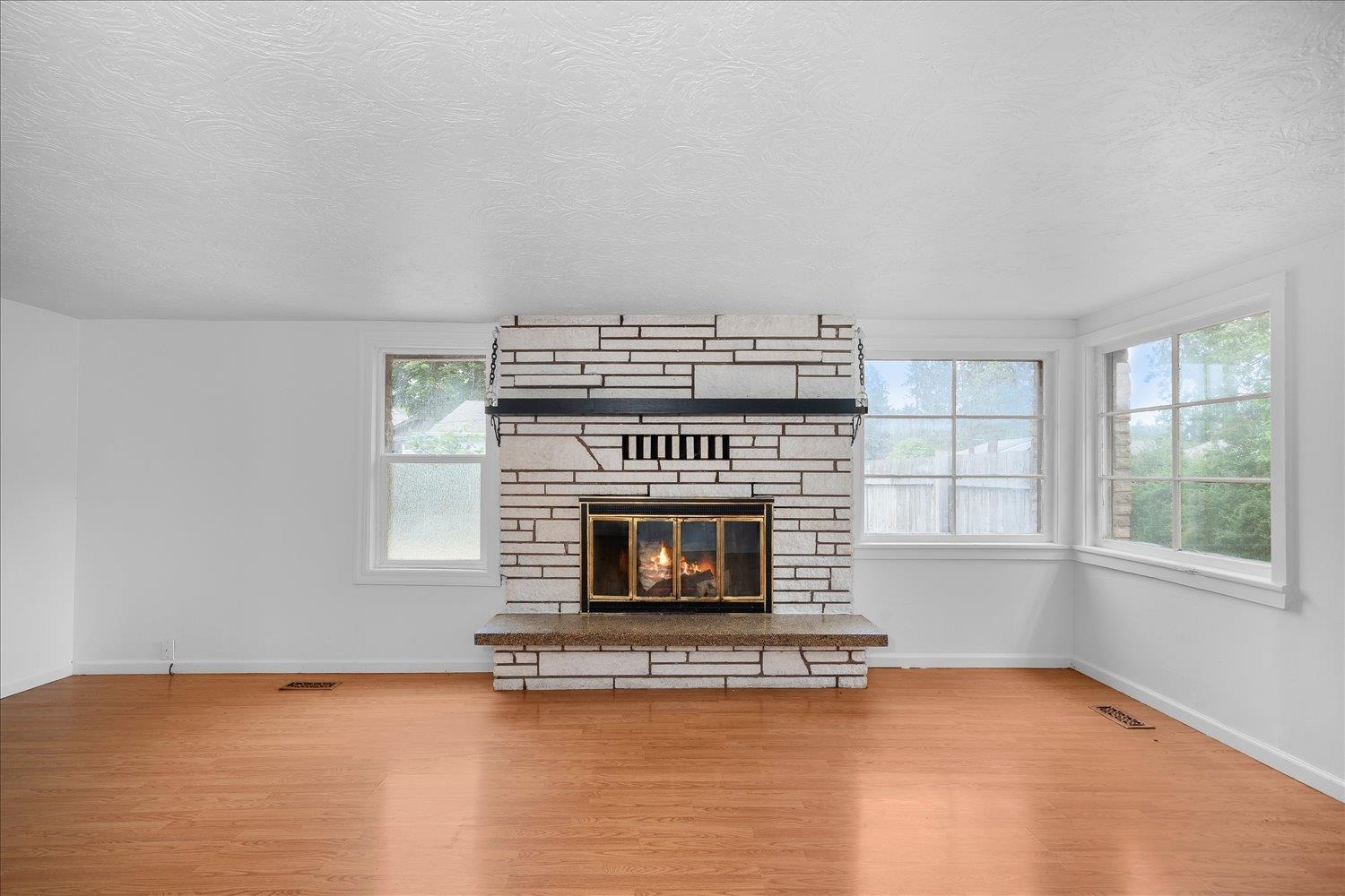 7103 E 11th Ave - Photo 4