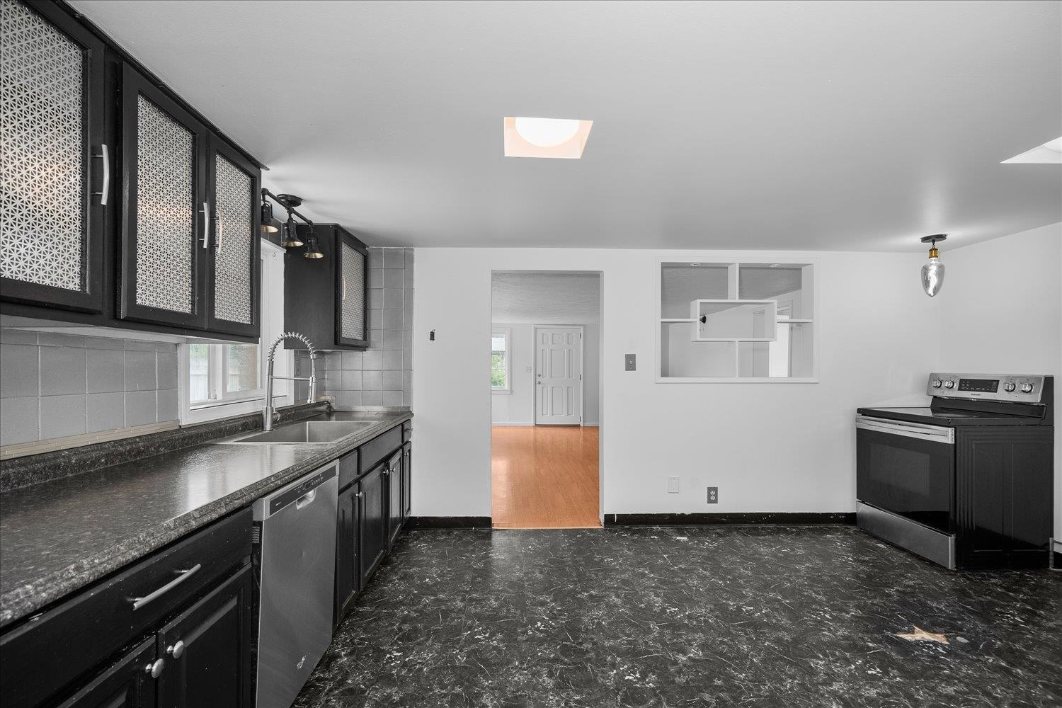 7103 E 11th Ave - Photo 6
