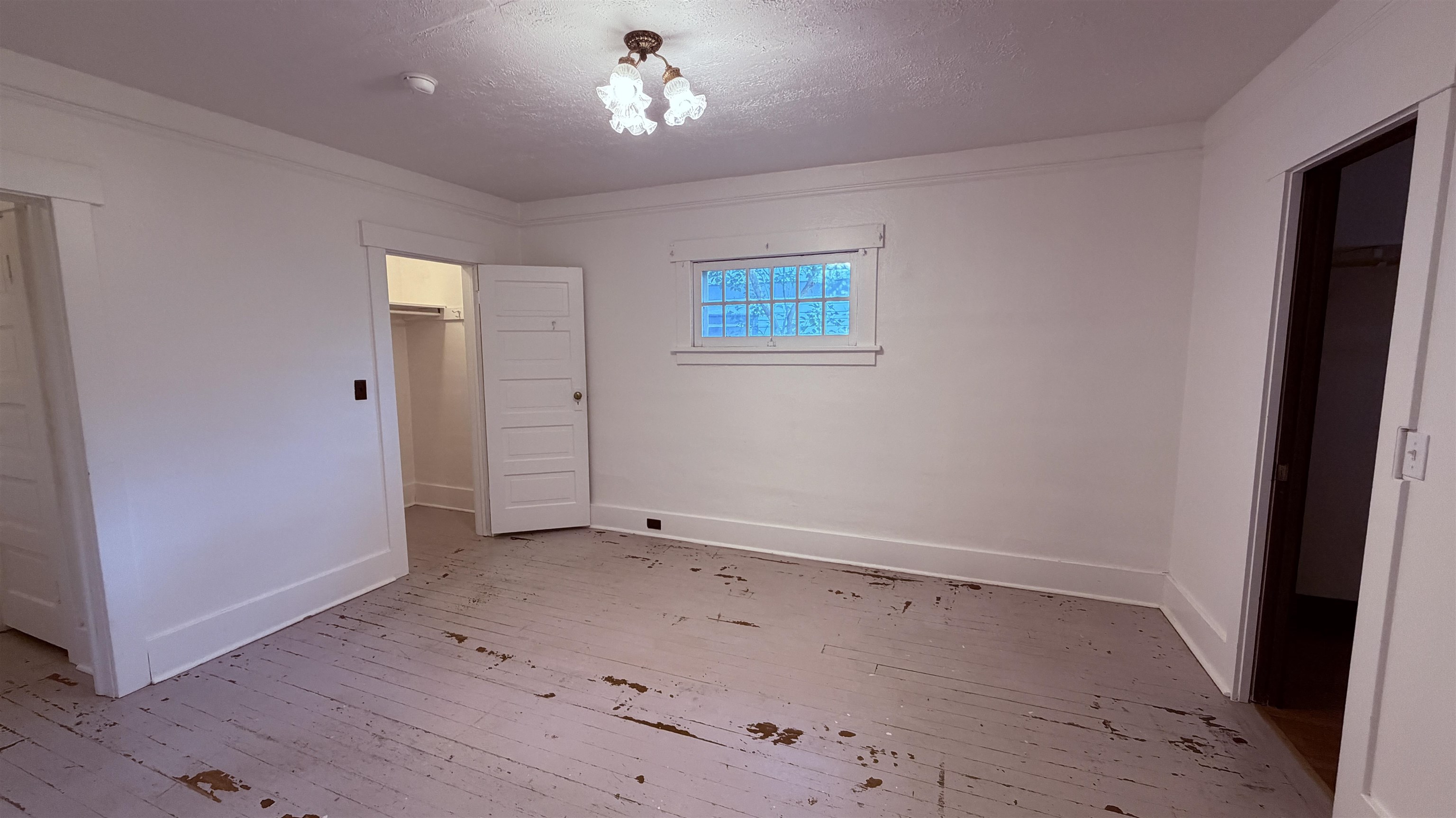 112 E 16th Ave - Photo 7