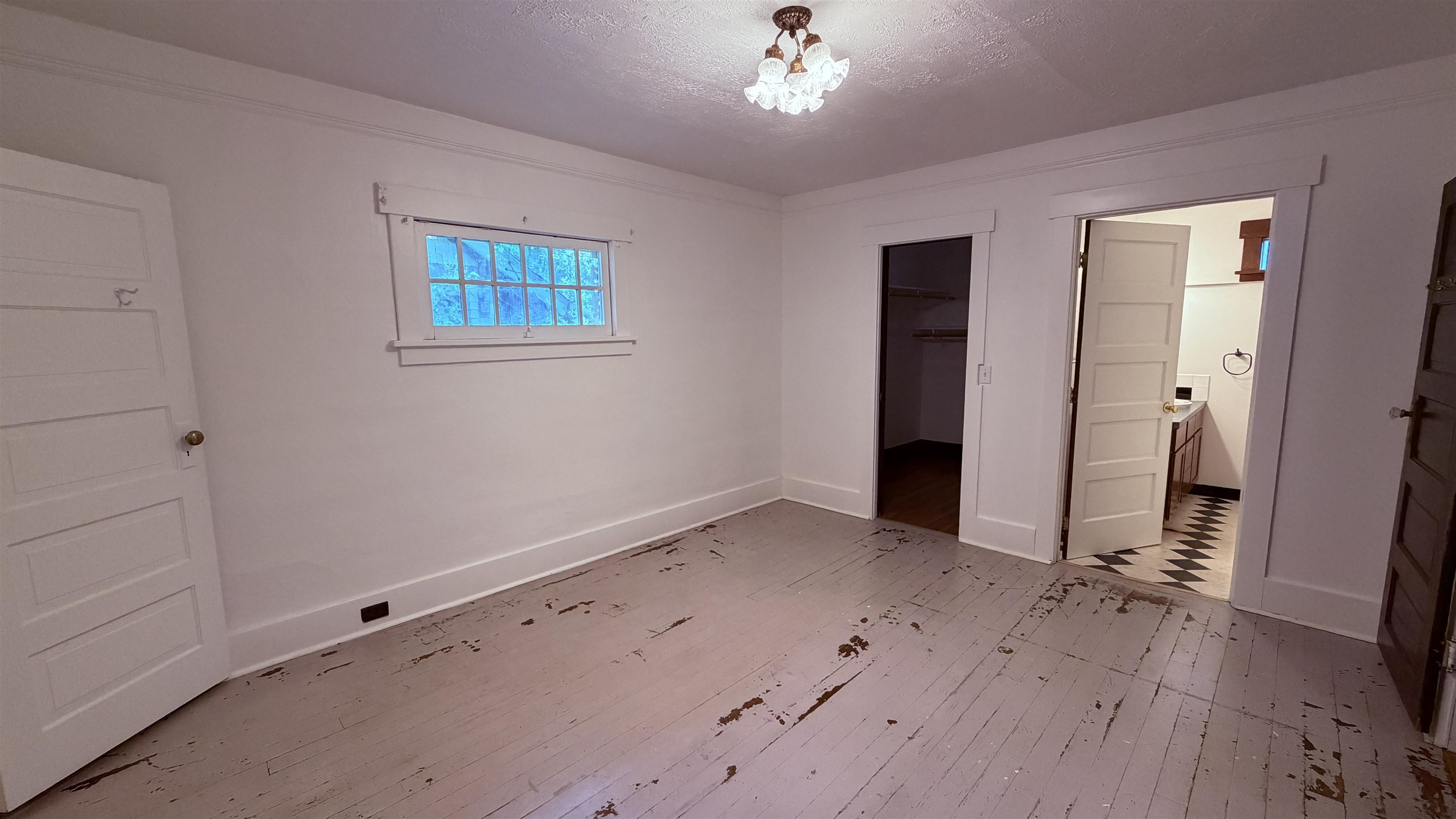 112 E 16th Ave - Photo 8