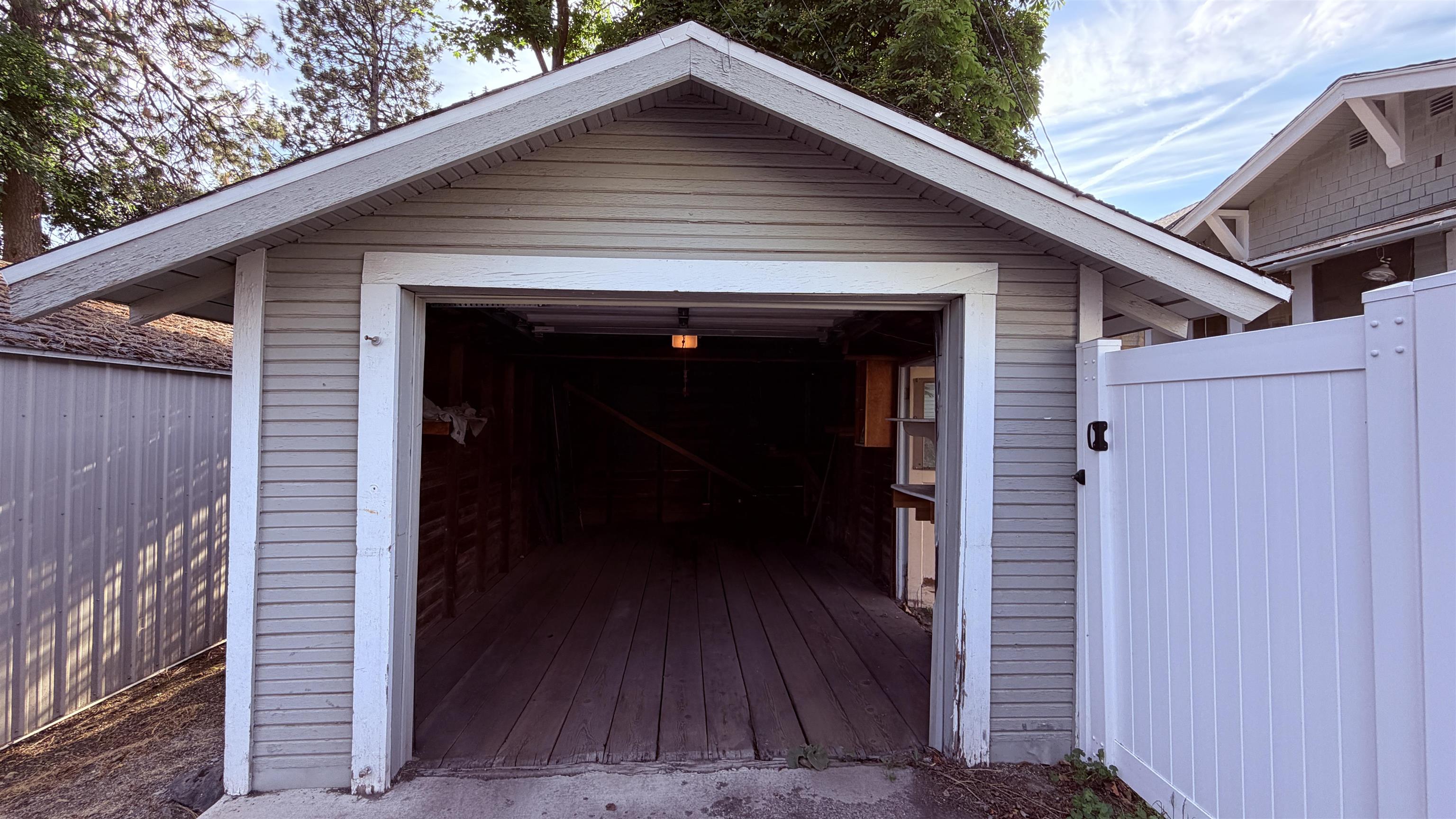 112 E 16th Ave - Photo 30