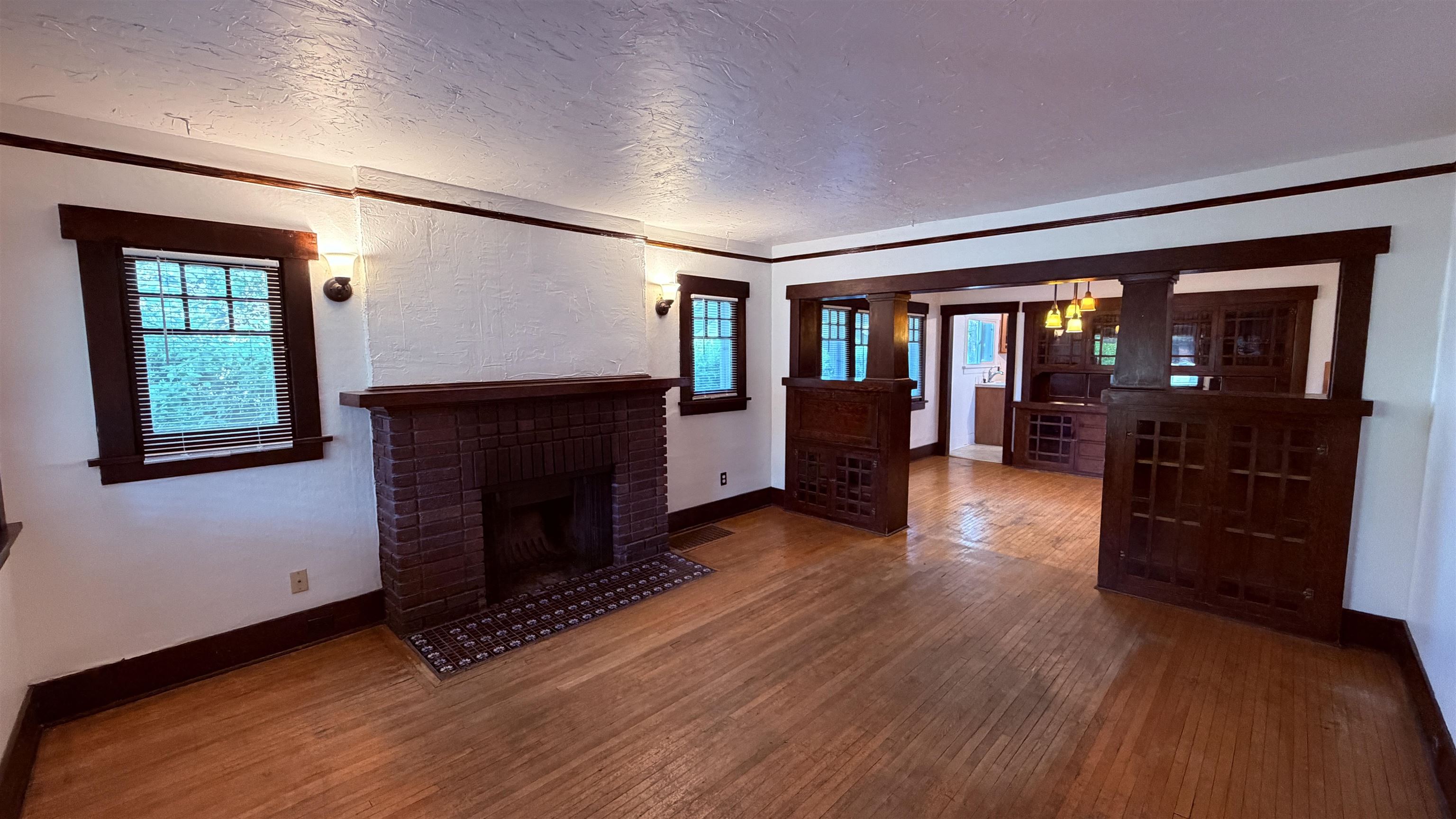 112 E 16th Ave - Photo 3