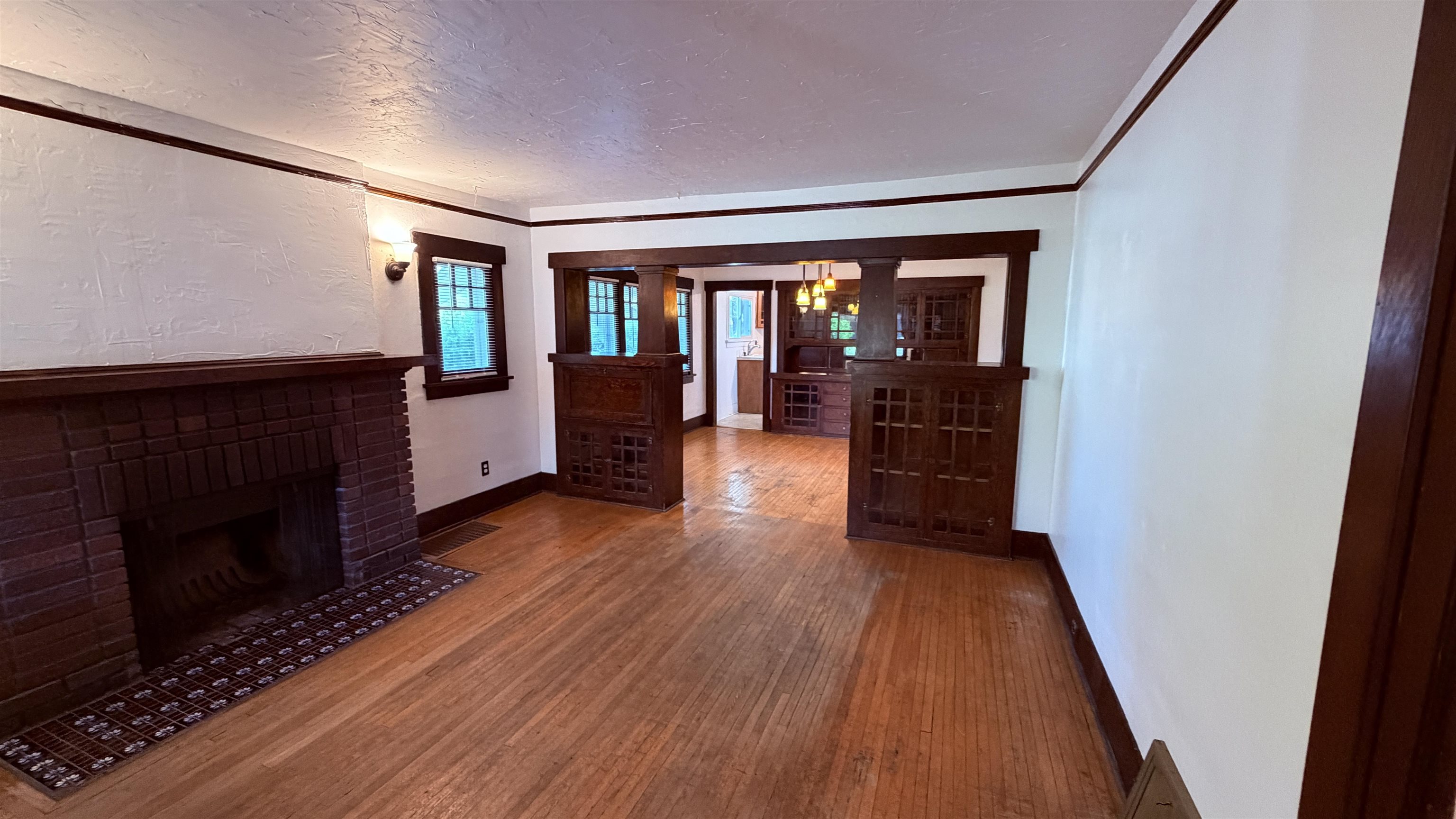 112 E 16th Ave - Photo 4