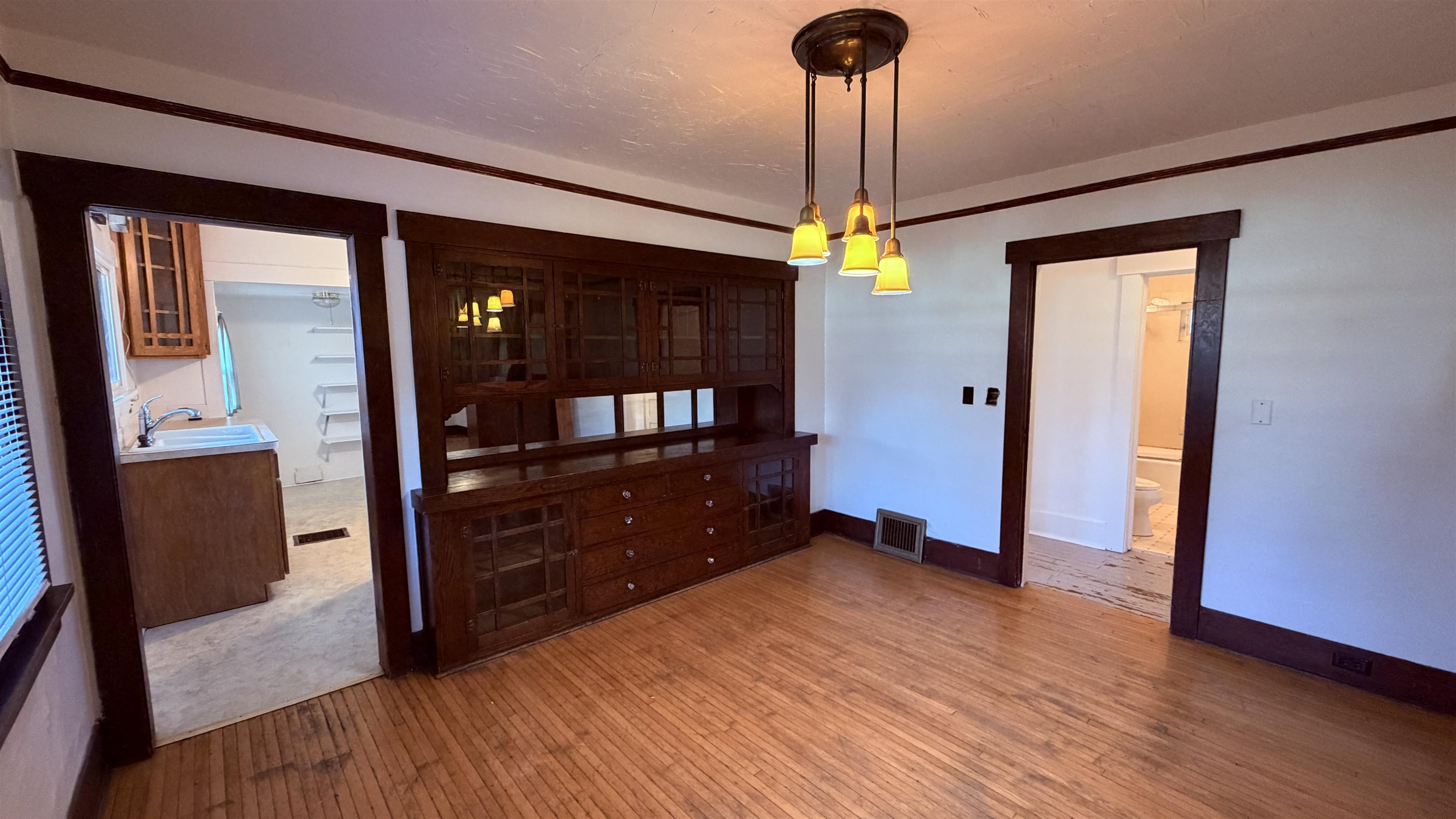 112 E 16th Ave - Photo 18