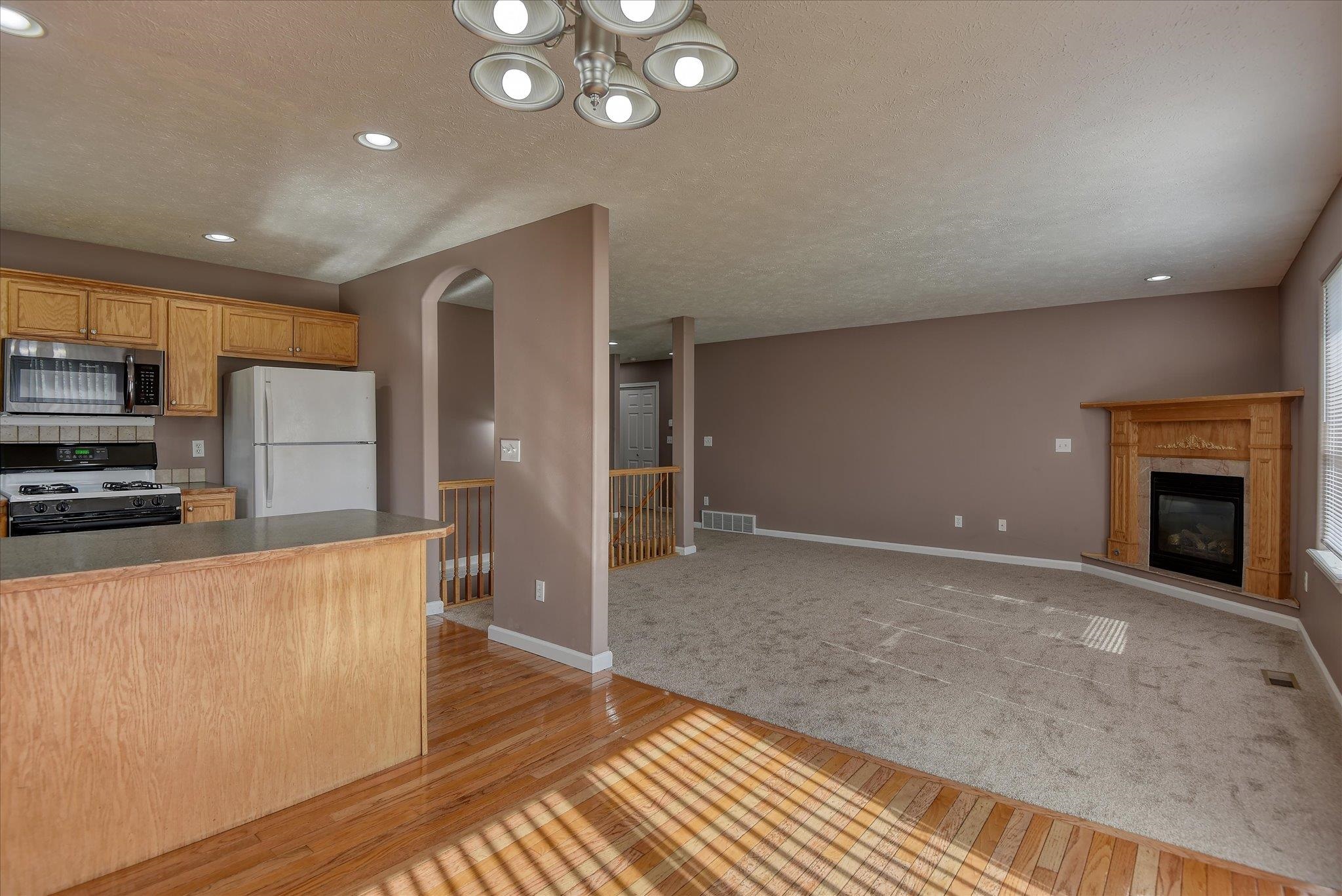 16805 N Mayfair Ave - Photo 10