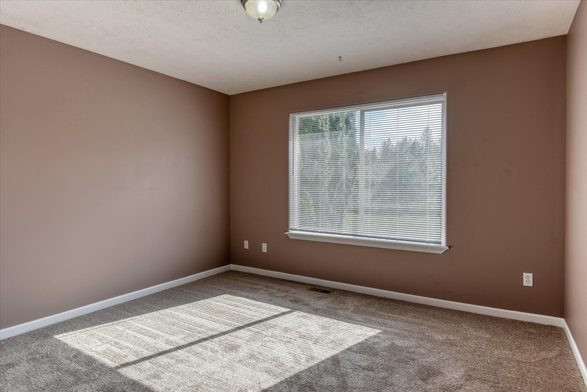 16805 N Mayfair Ave - Photo 15