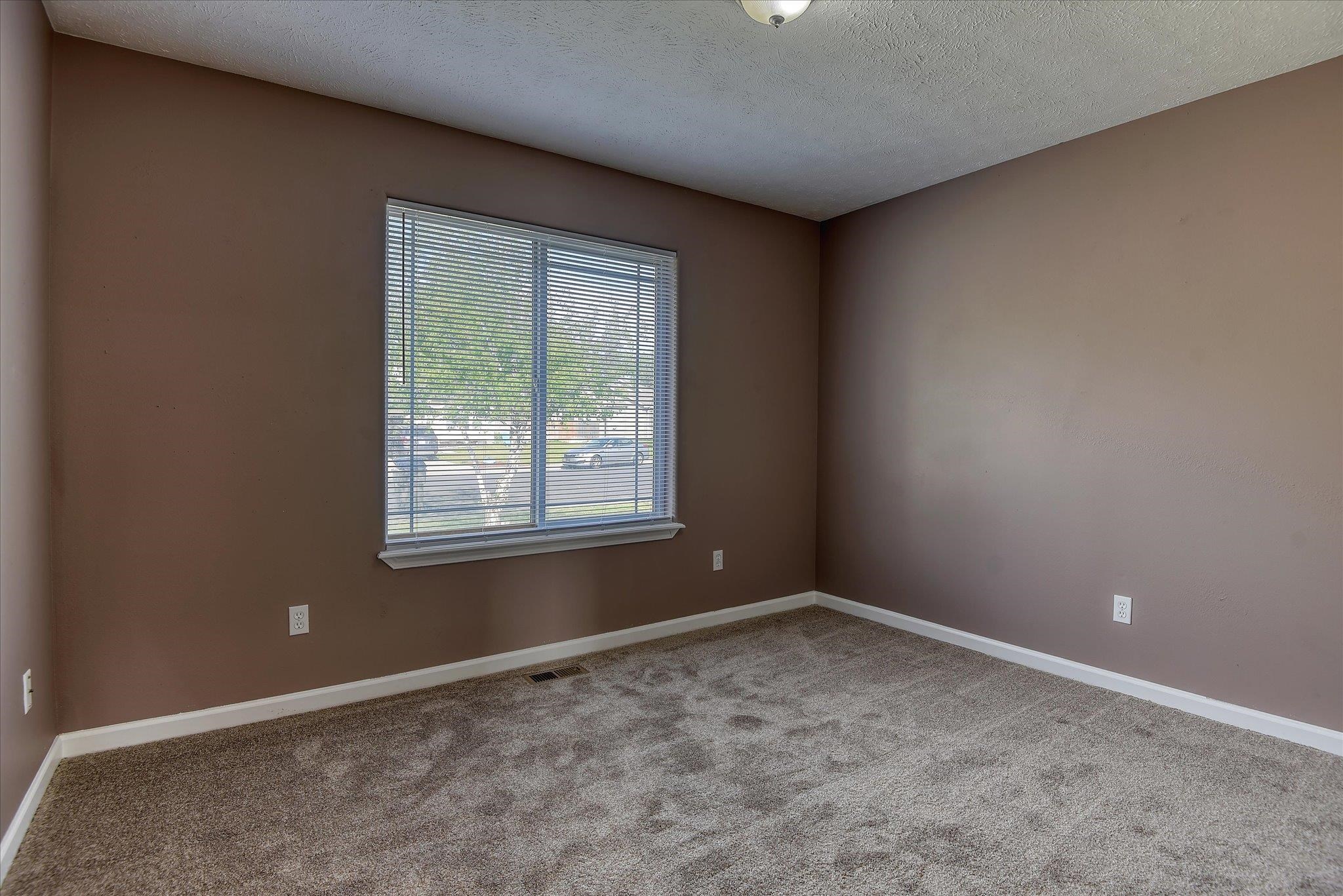 16805 N Mayfair Ave - Photo 19